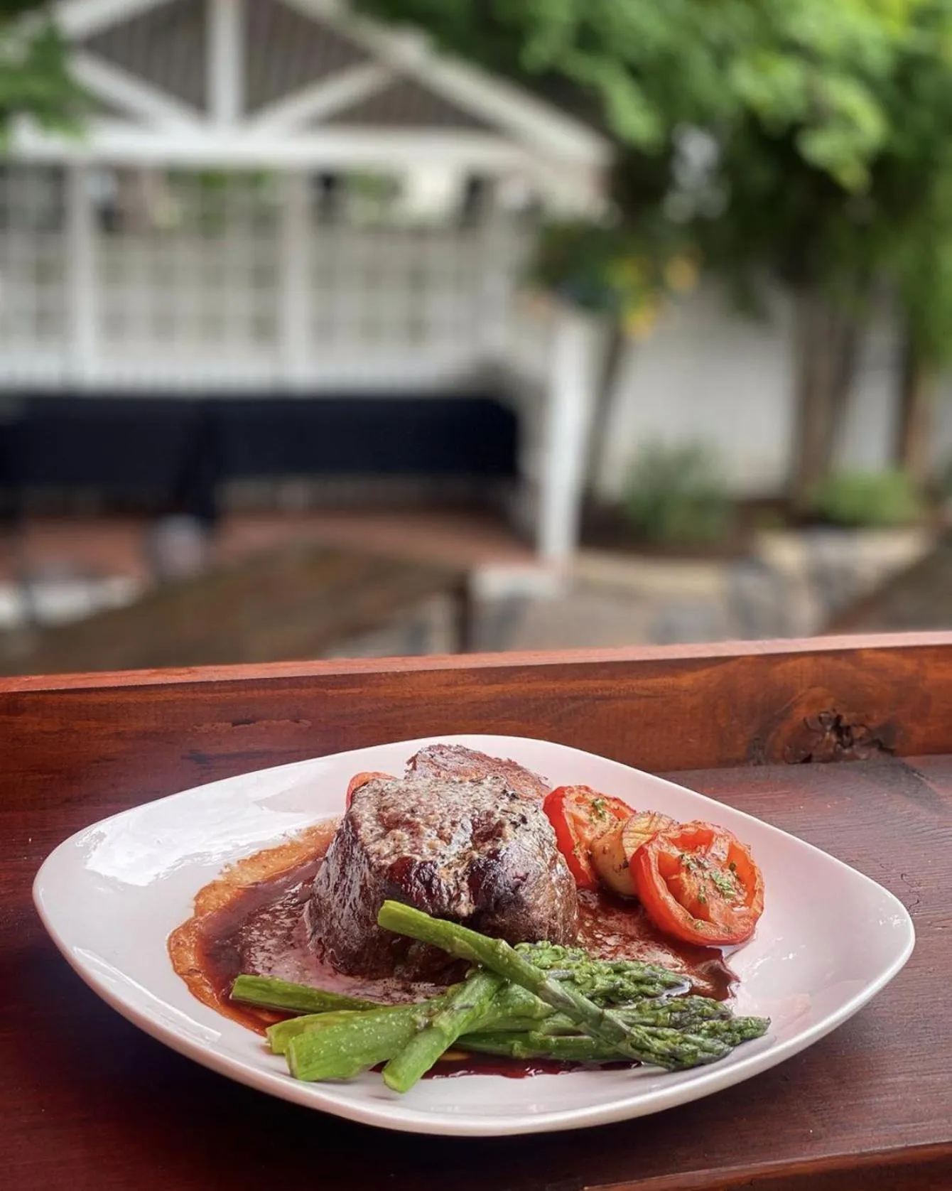 Restaurant/places to eat in Greenbriar Inn