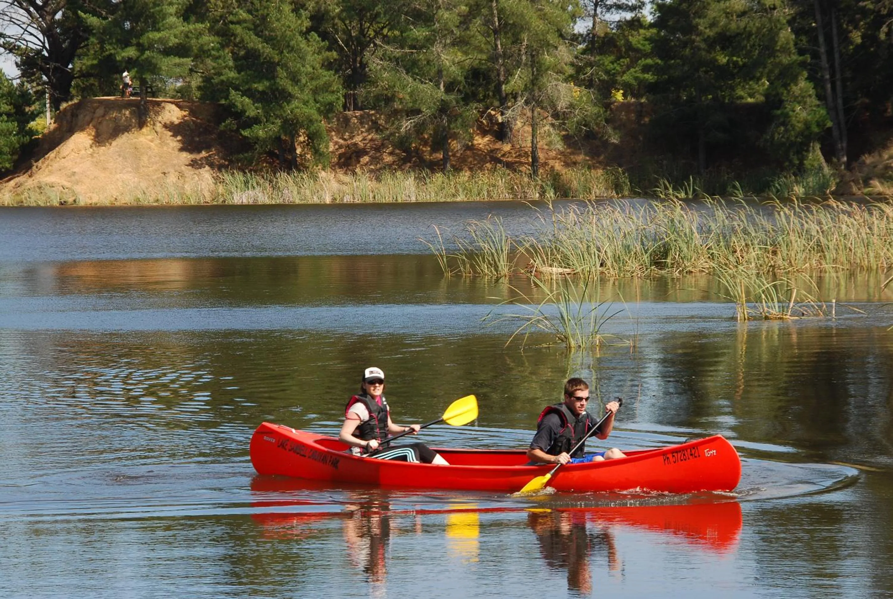Canoeing in Beechworth Lake Sambell Caravan Park
