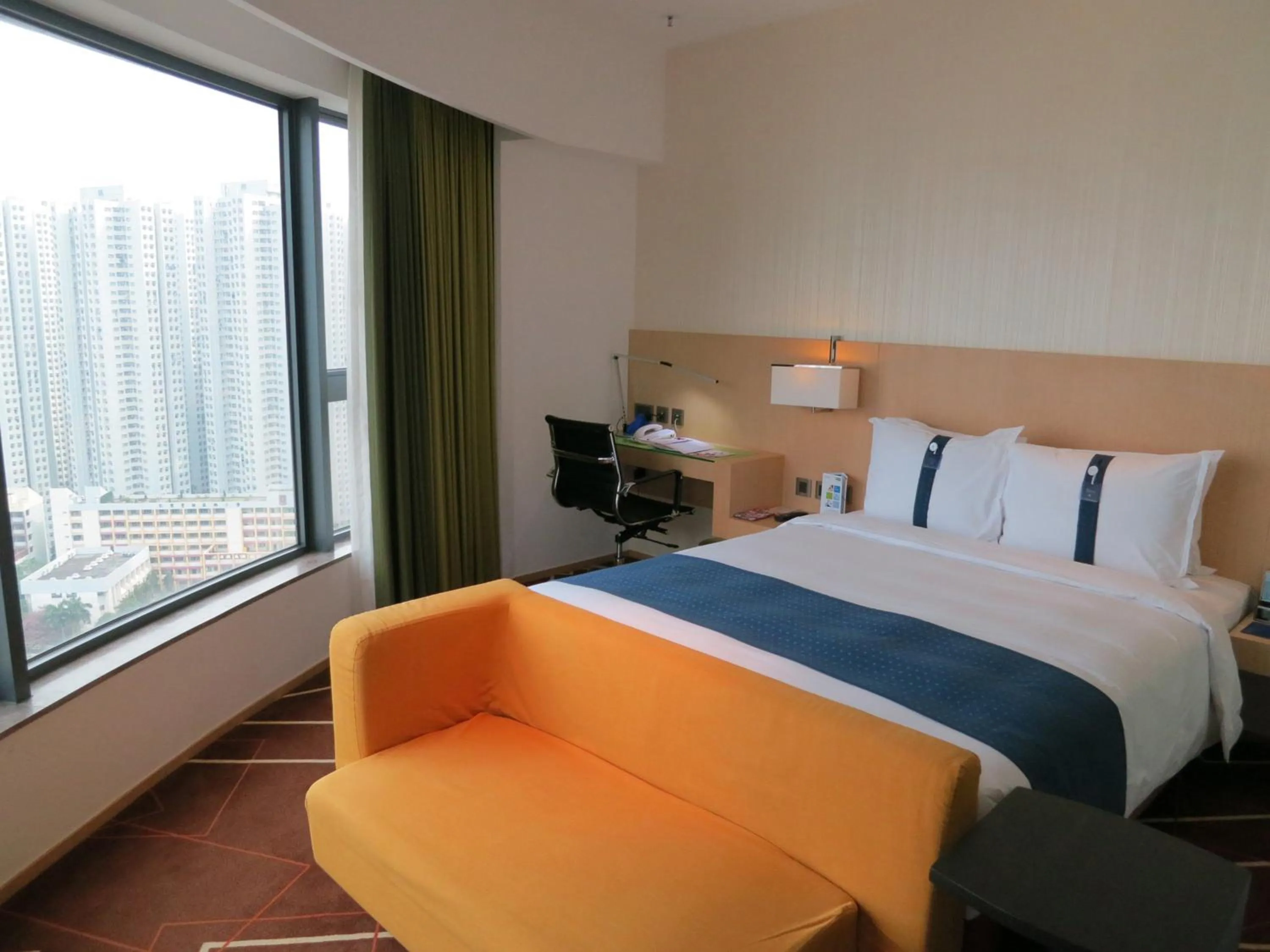 Photo of the whole room in Holiday Inn Express Hong Kong Kowloon East, an IHG Hotel