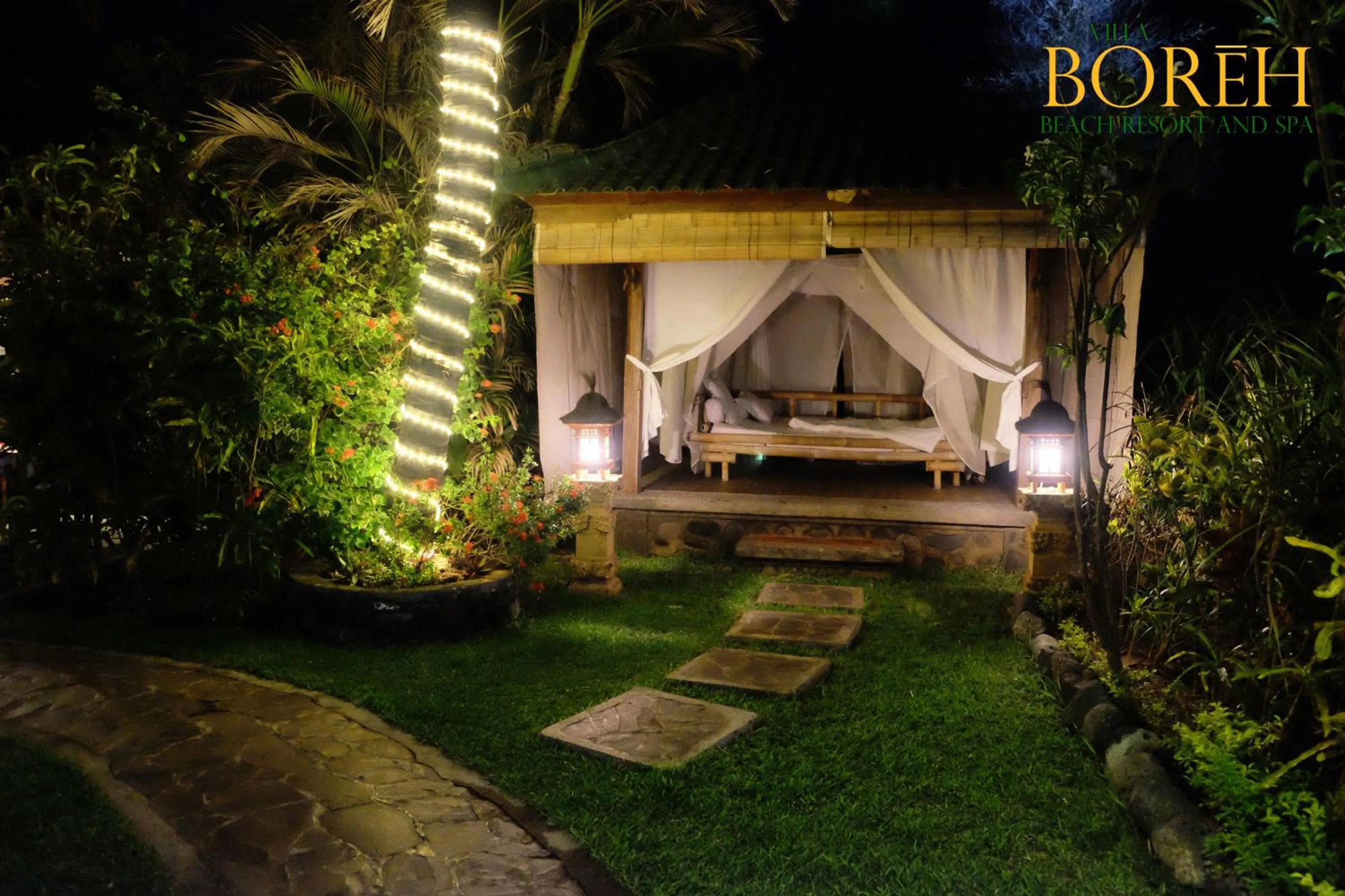 Garden in Villa Boreh Beach Resort and Spa