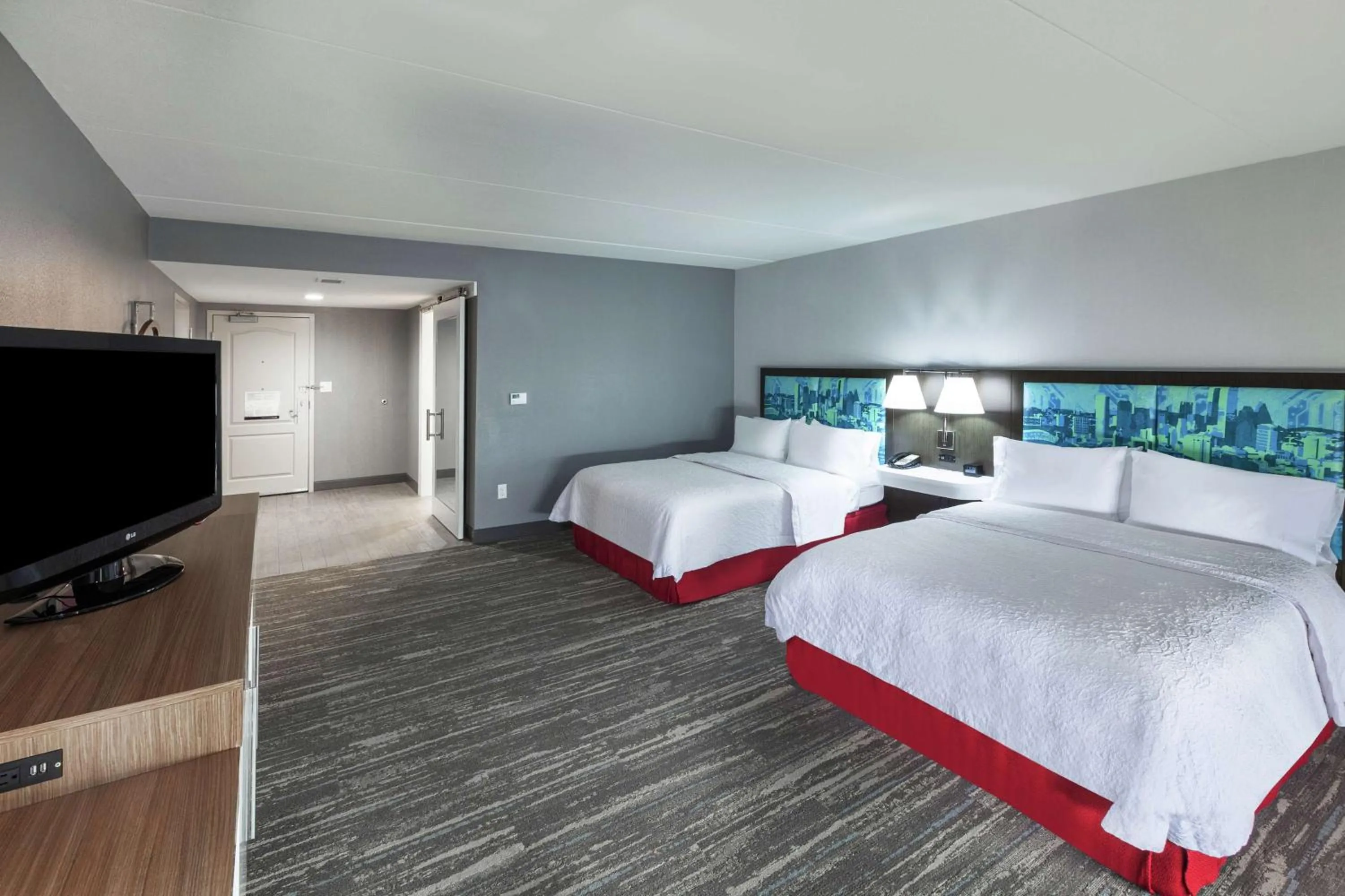 Bedroom, Bed in Hampton Inn & Suites Houston-Bush Intercontinental Airport