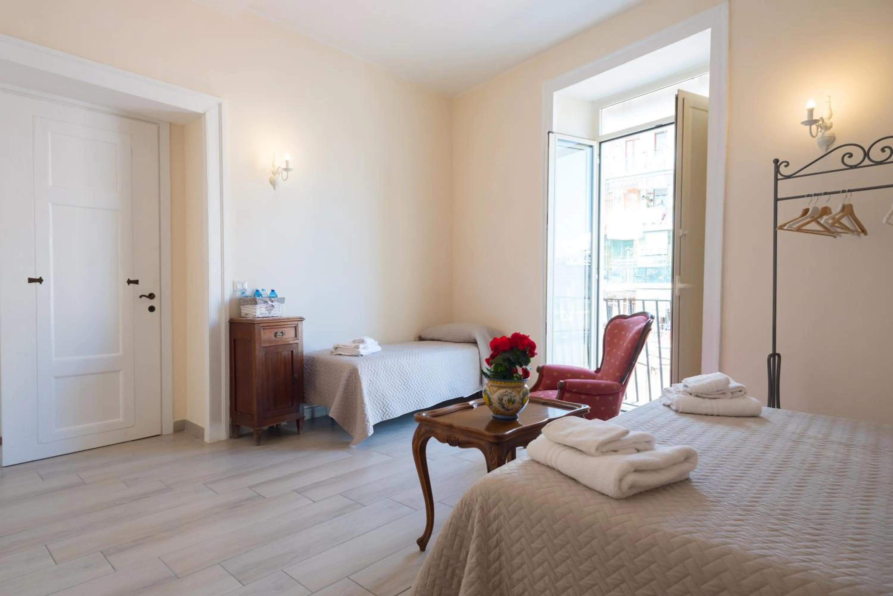 Photo of the whole room, Bed in B&B Supportico Lopez