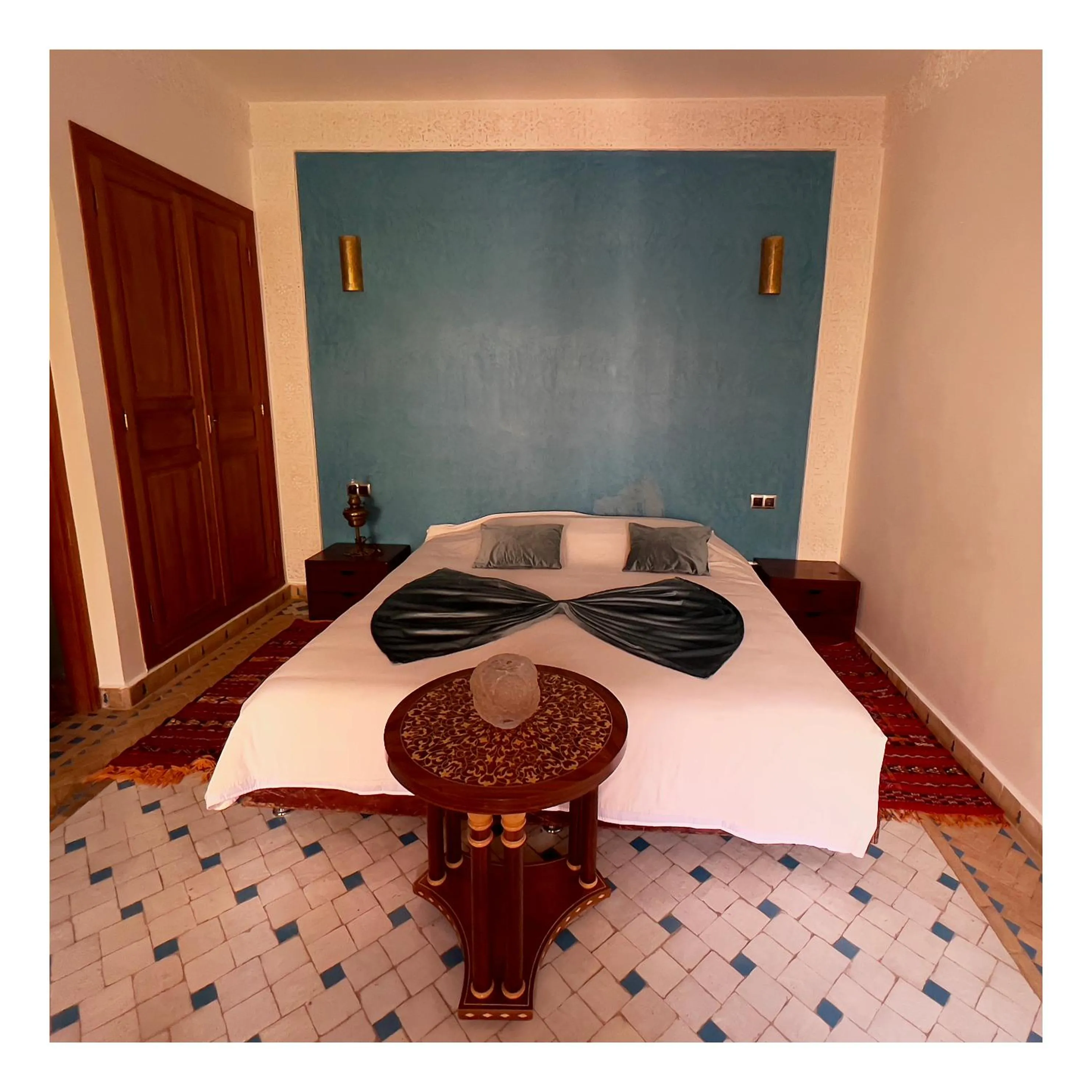 Bed in Palais Nejma oriental