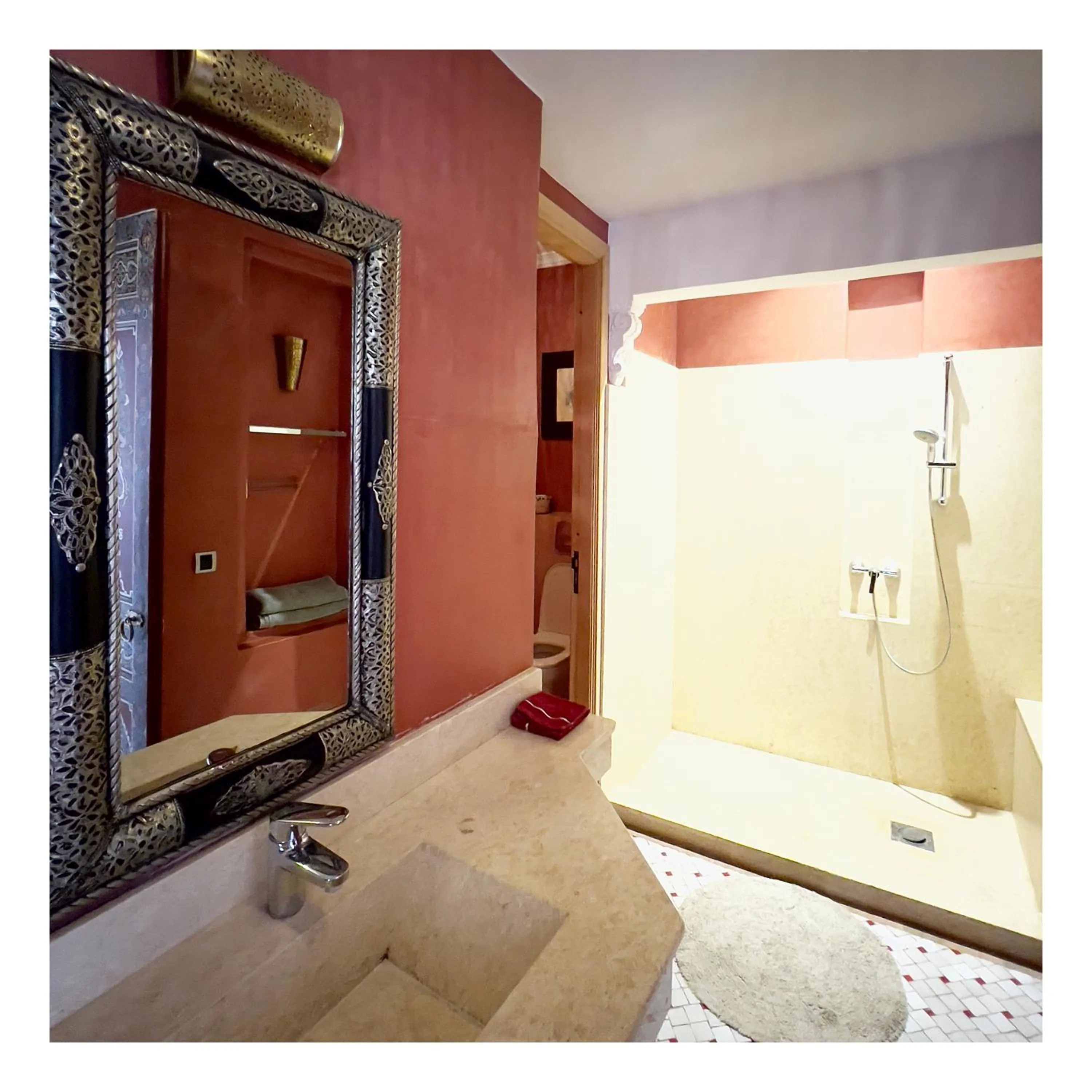 Bathroom in Palais Nejma oriental