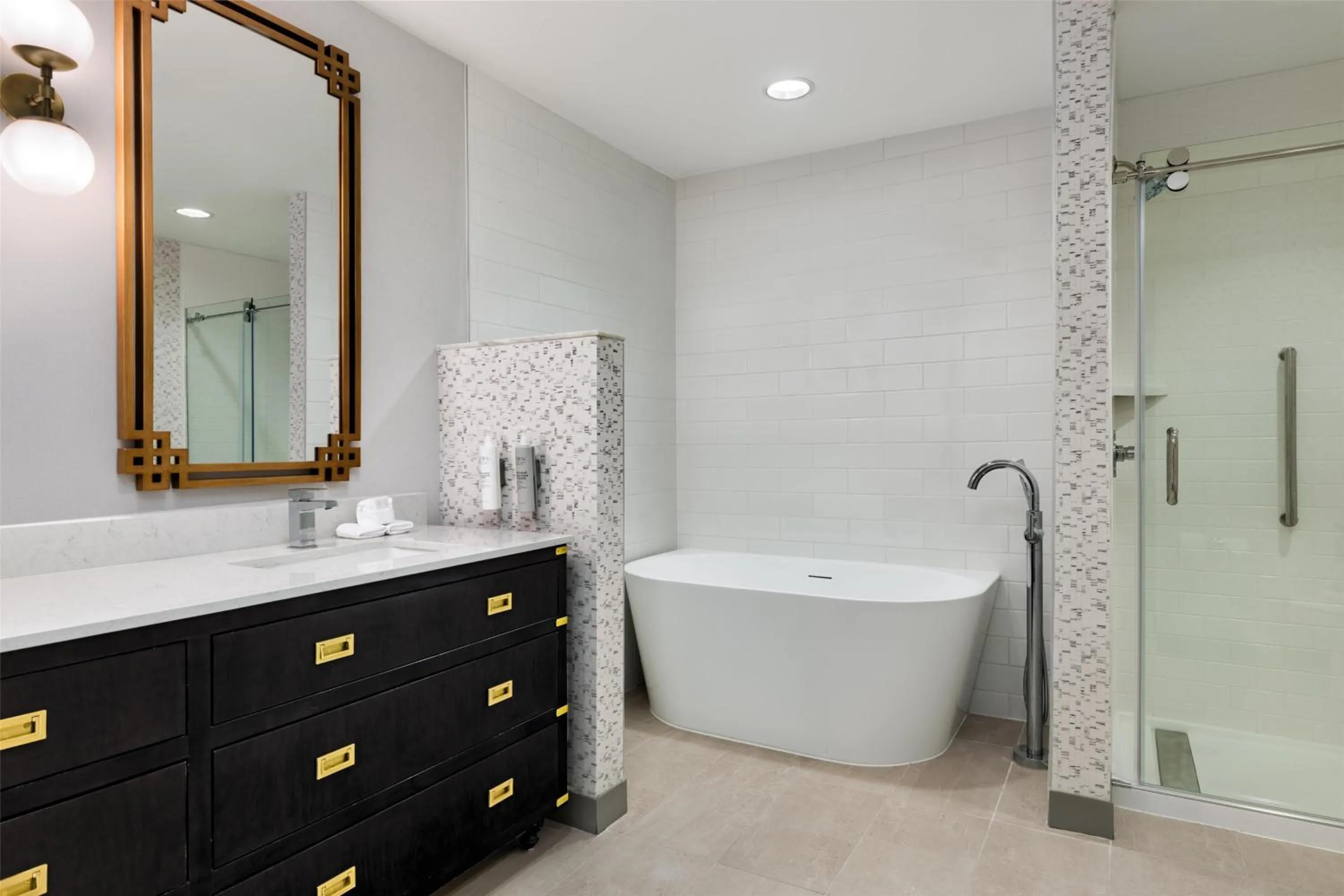 Bathroom in Hilton Garden Inn Indianapolis Downtown