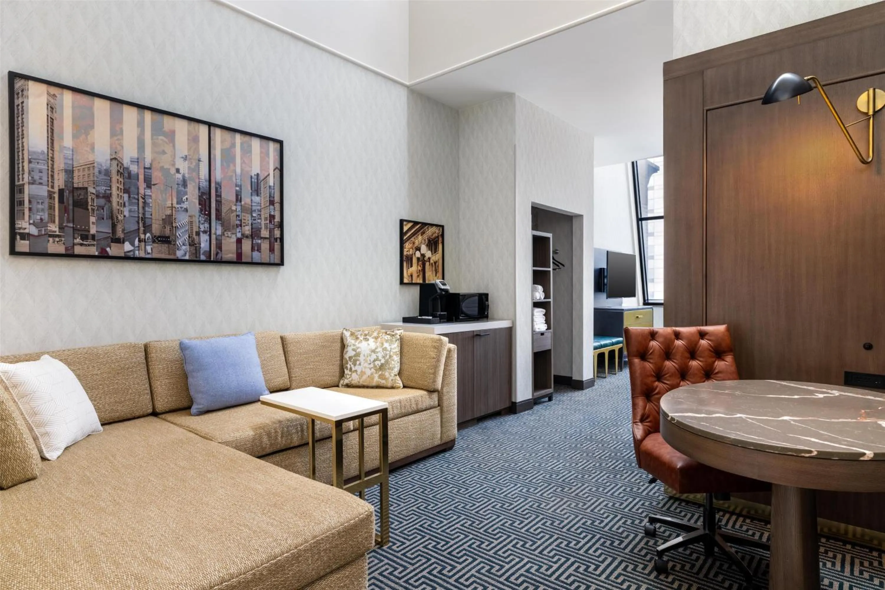 Living room in Hilton Garden Inn Indianapolis Downtown