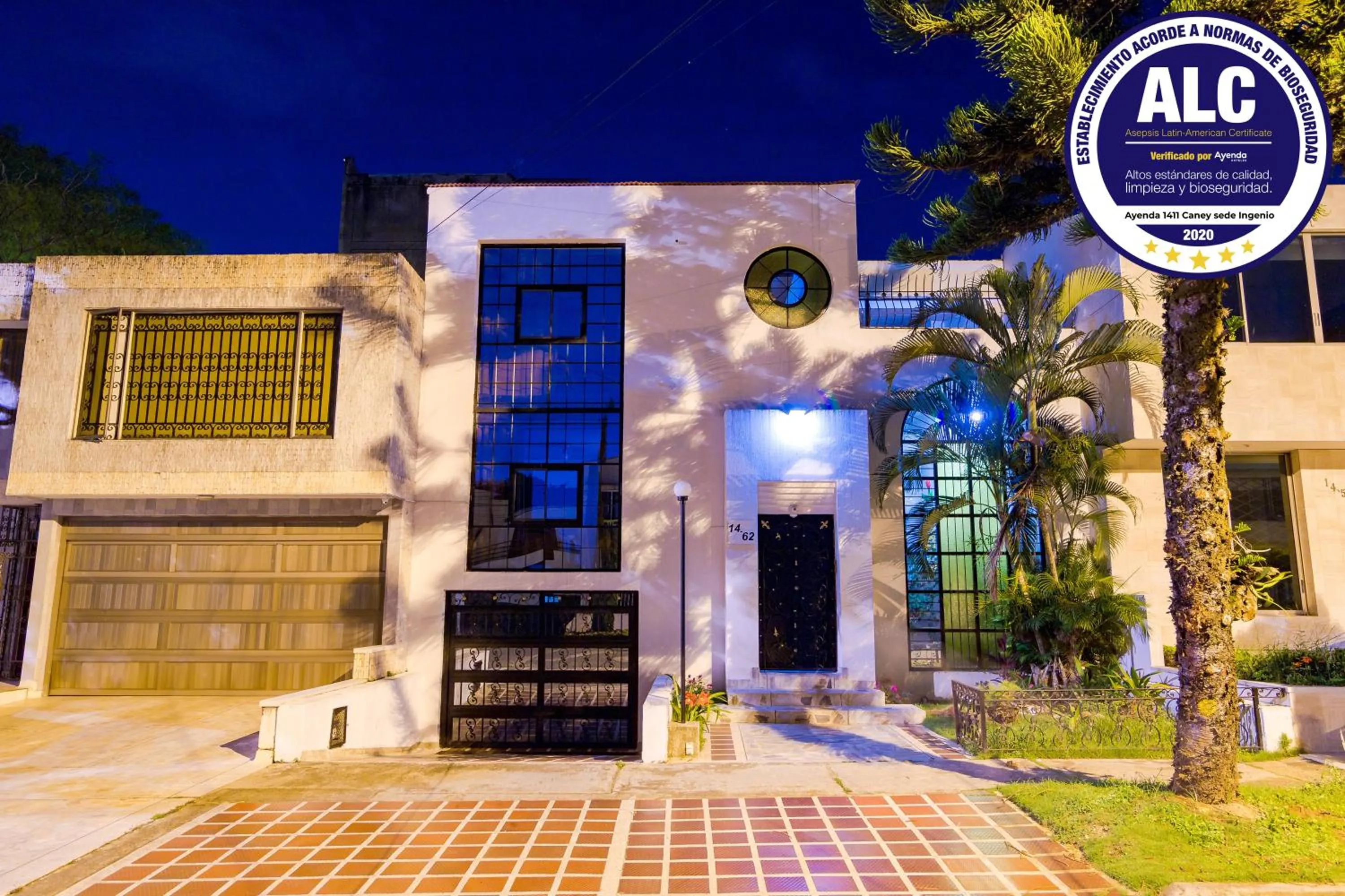 Property building in Ayenda 1411 Caney Sede Ingenio