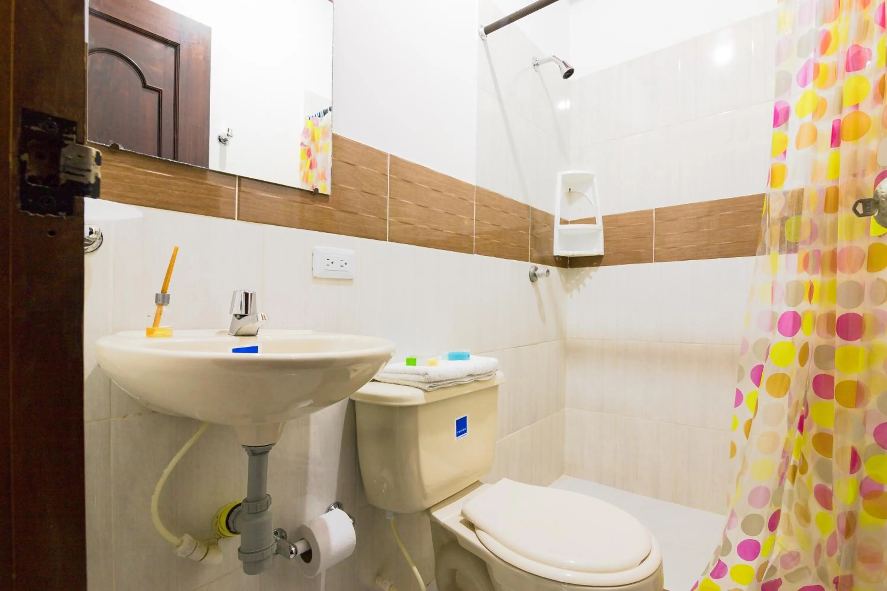 Shower in Ayenda 1411 Caney Sede Ingenio