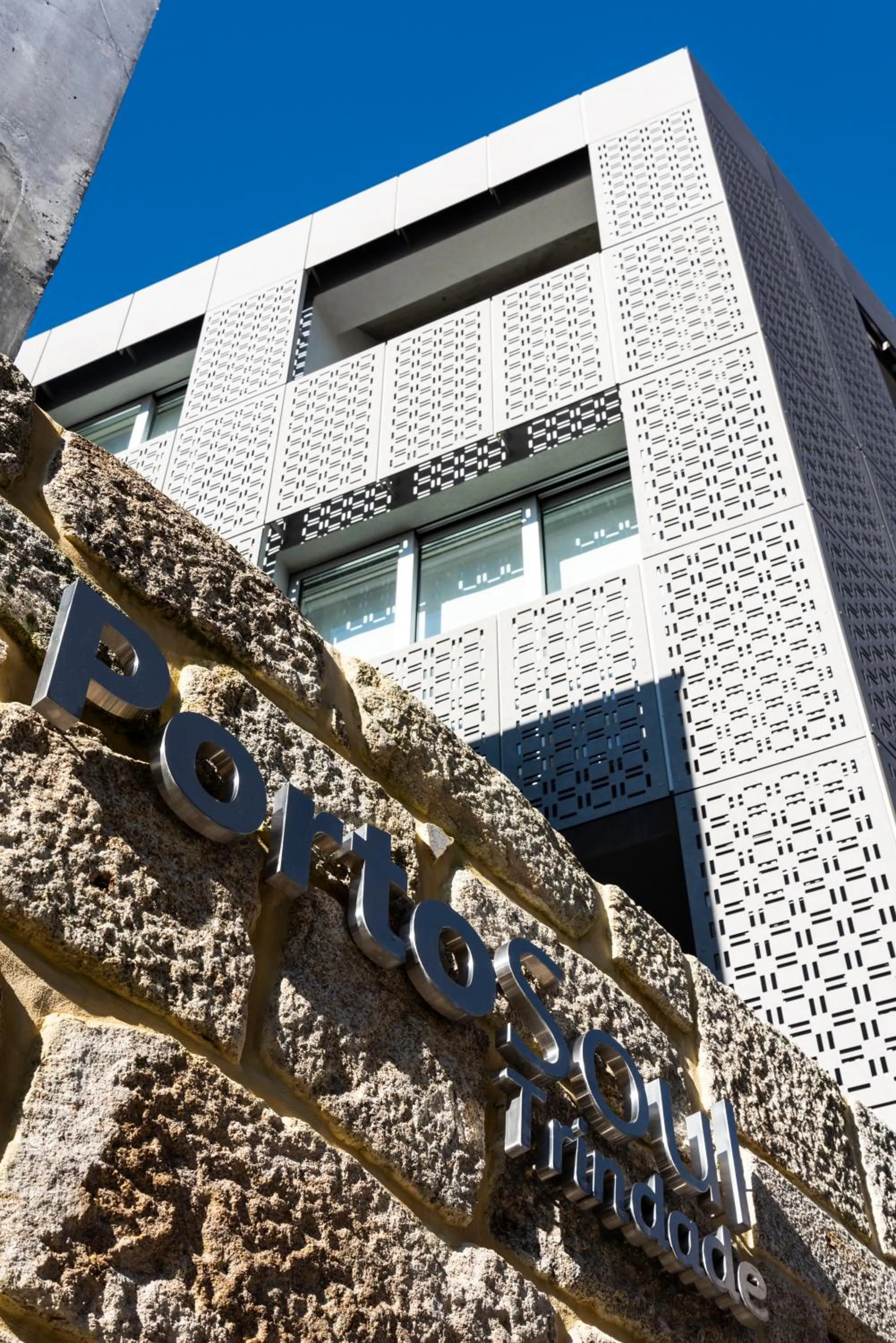 Facade/entrance in PortoSoul Trindade