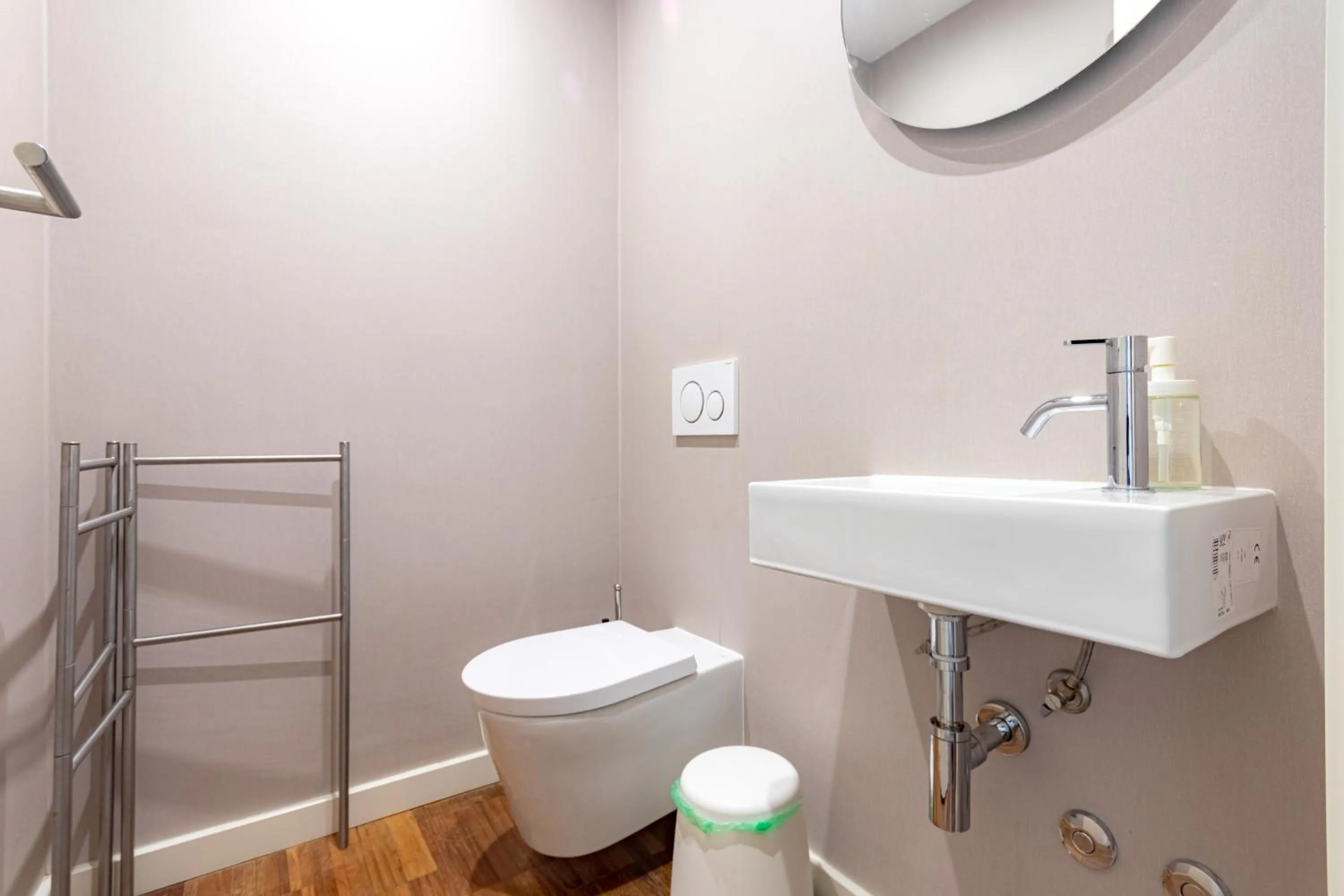 Toilet in PortoSoul Trindade