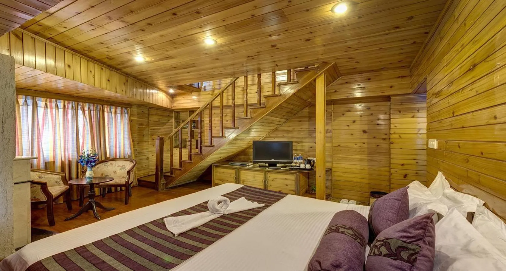 Photo of the whole room, Bed in Hotel Viceroy