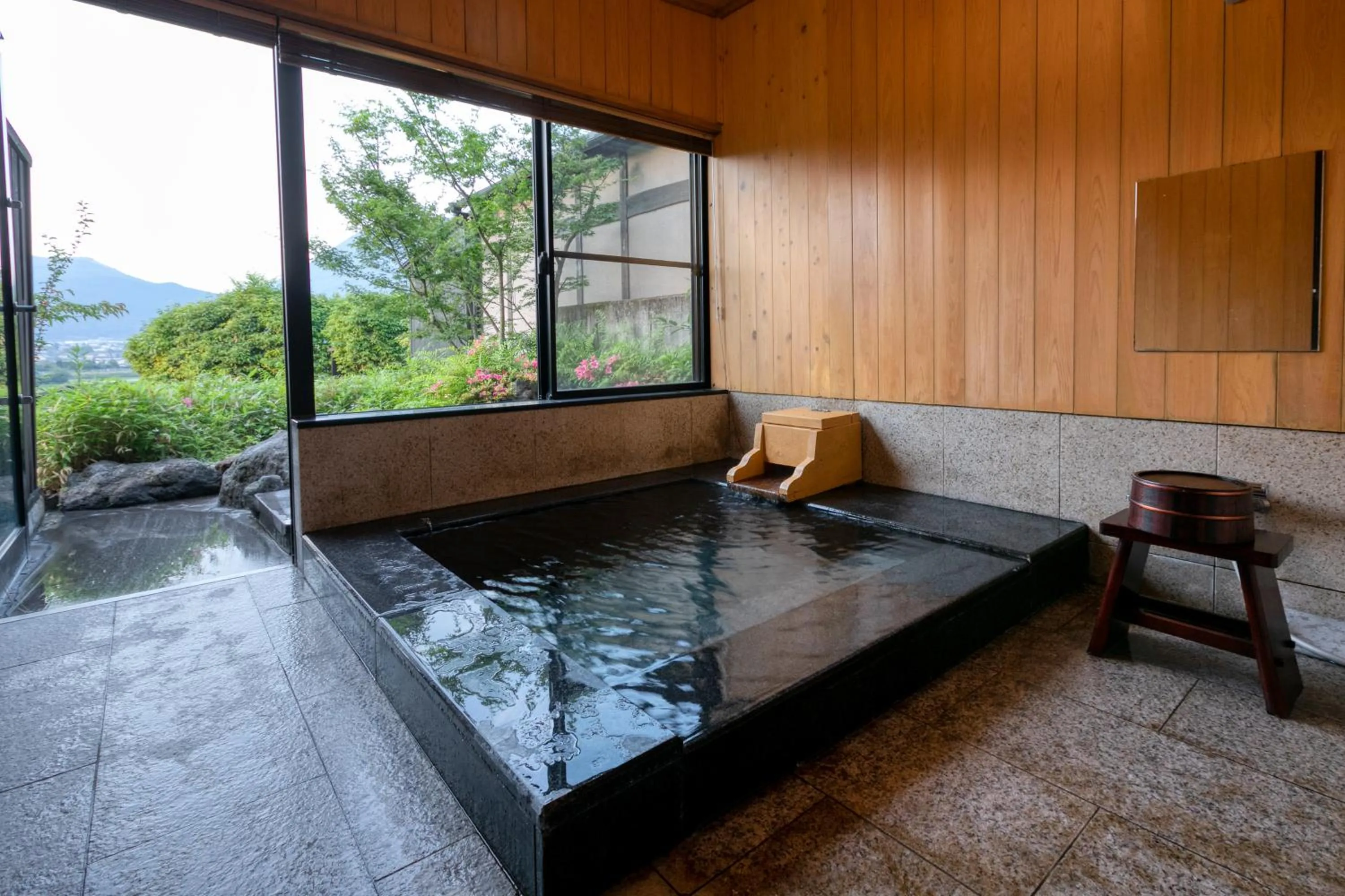 Hot Spring Bath in Yufuin Onsen Toshoan