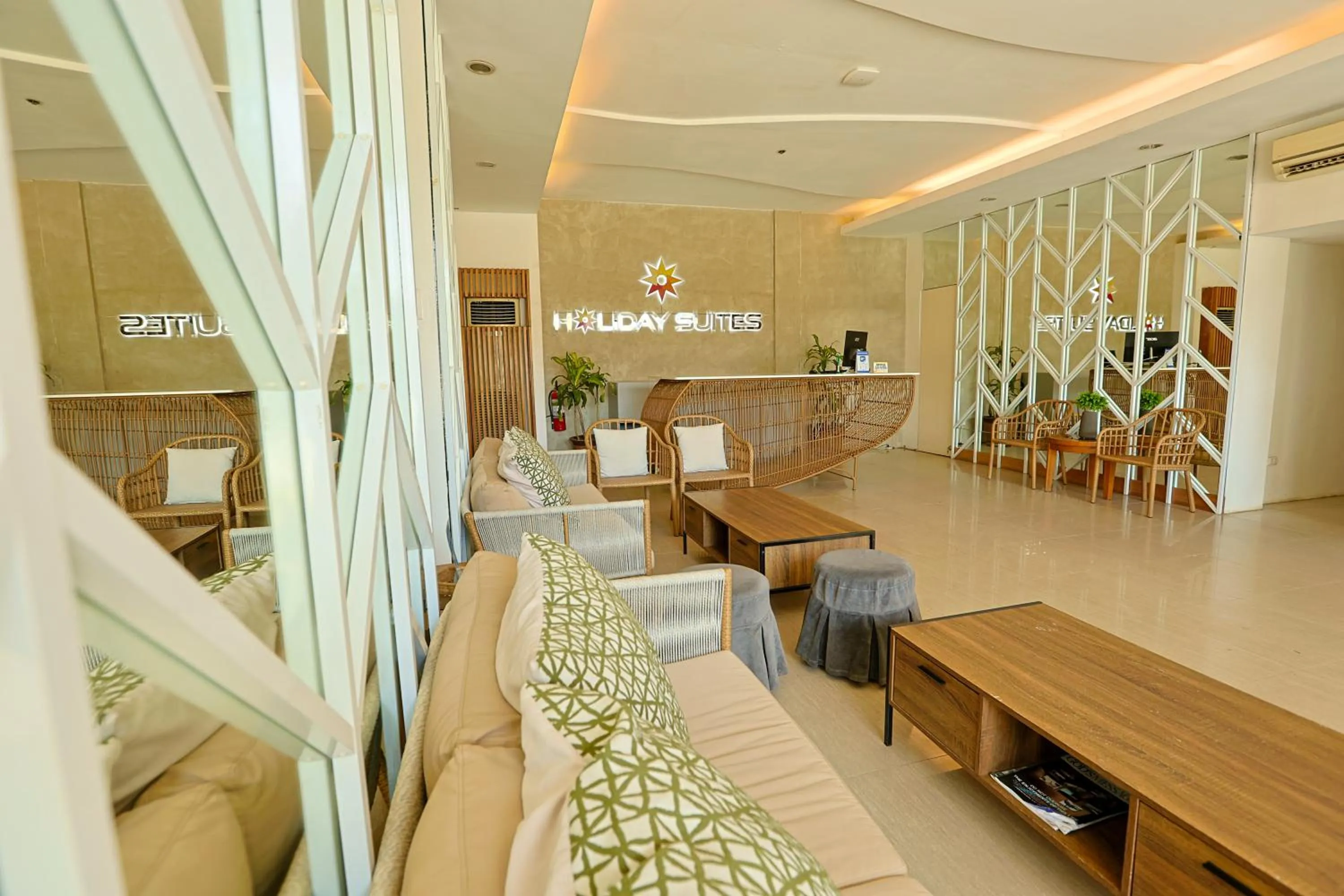Lobby or reception in Holiday Suites Puerto Princesa