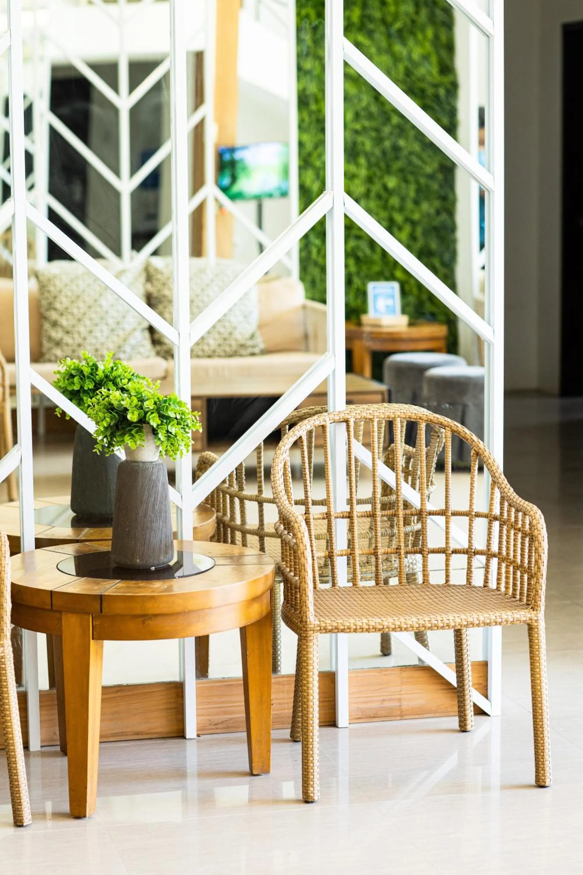 Lobby or reception in Holiday Suites Puerto Princesa