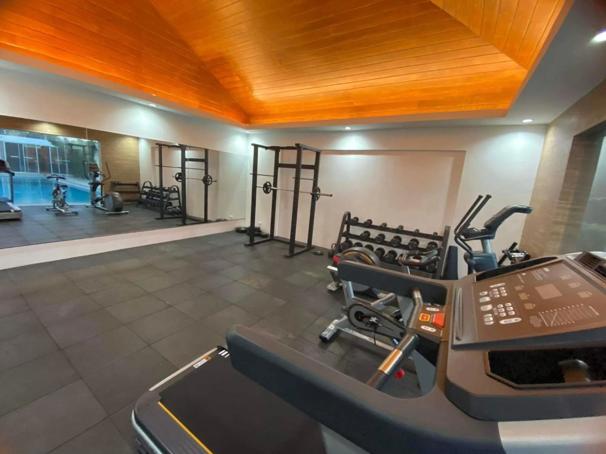 Holiday Suites Puerto Princesa