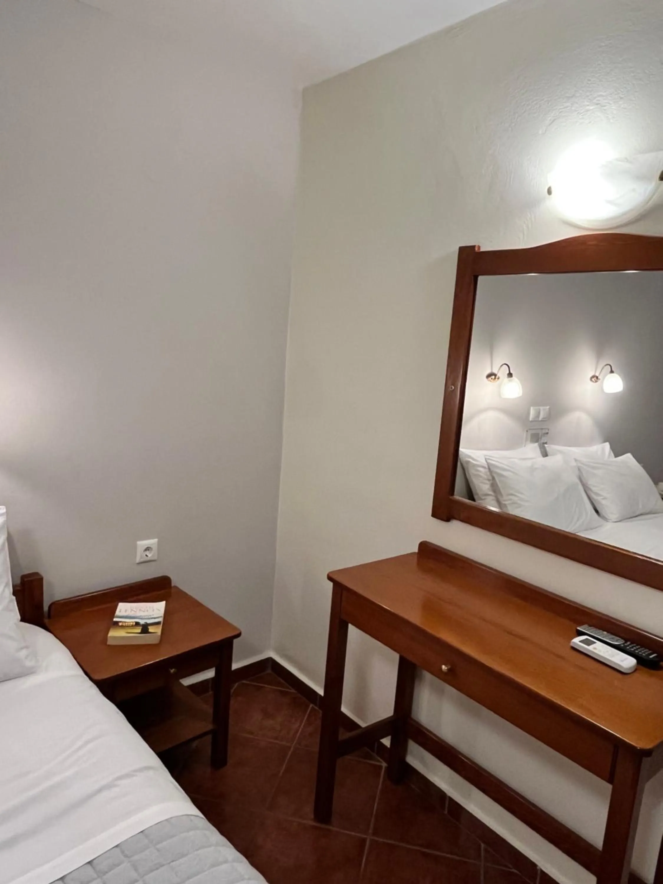 Photo of the whole room, Bed in Iolkos Hotel Apartments