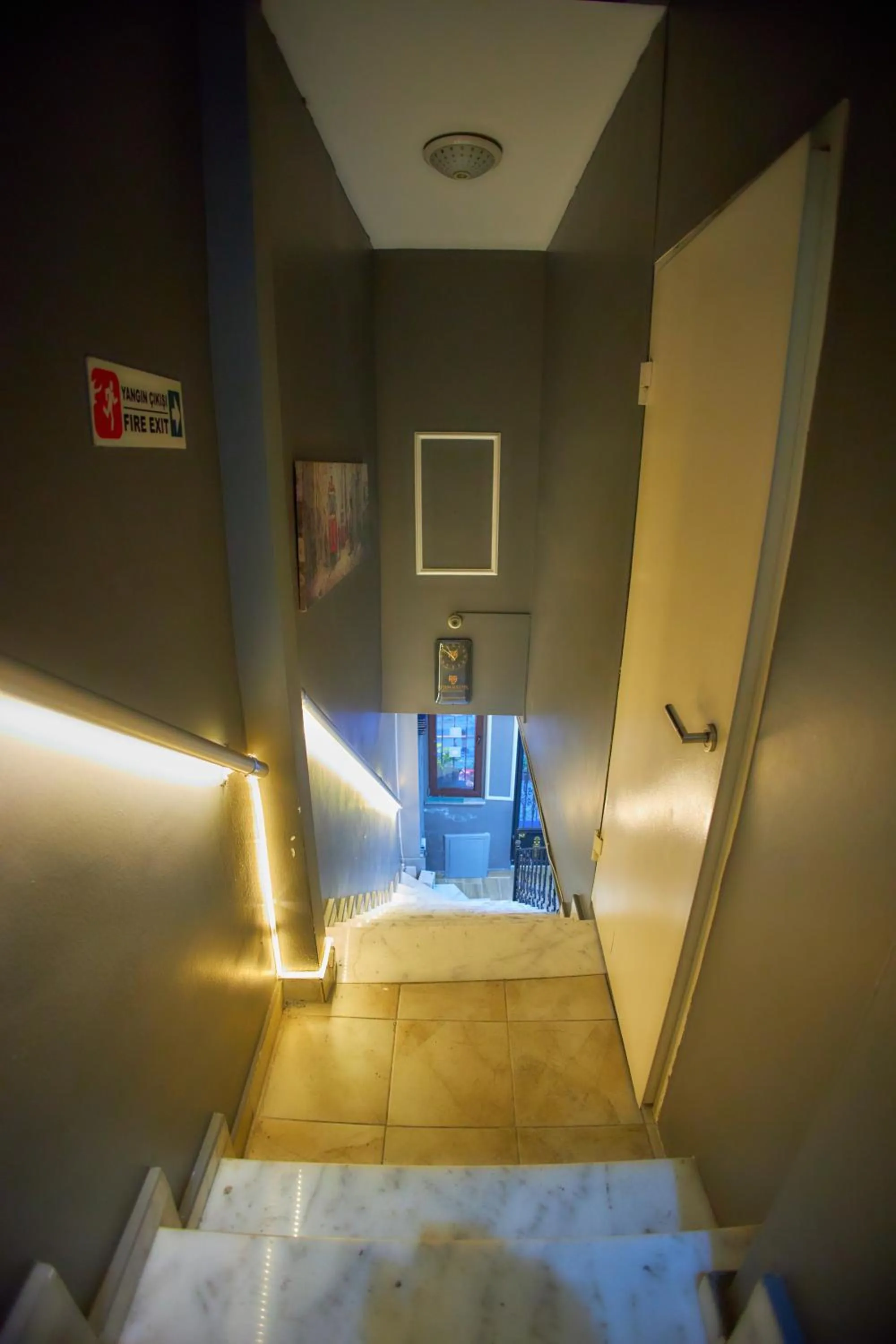 Property building, Bed in Ortakoy Aysem Sultan Hotel