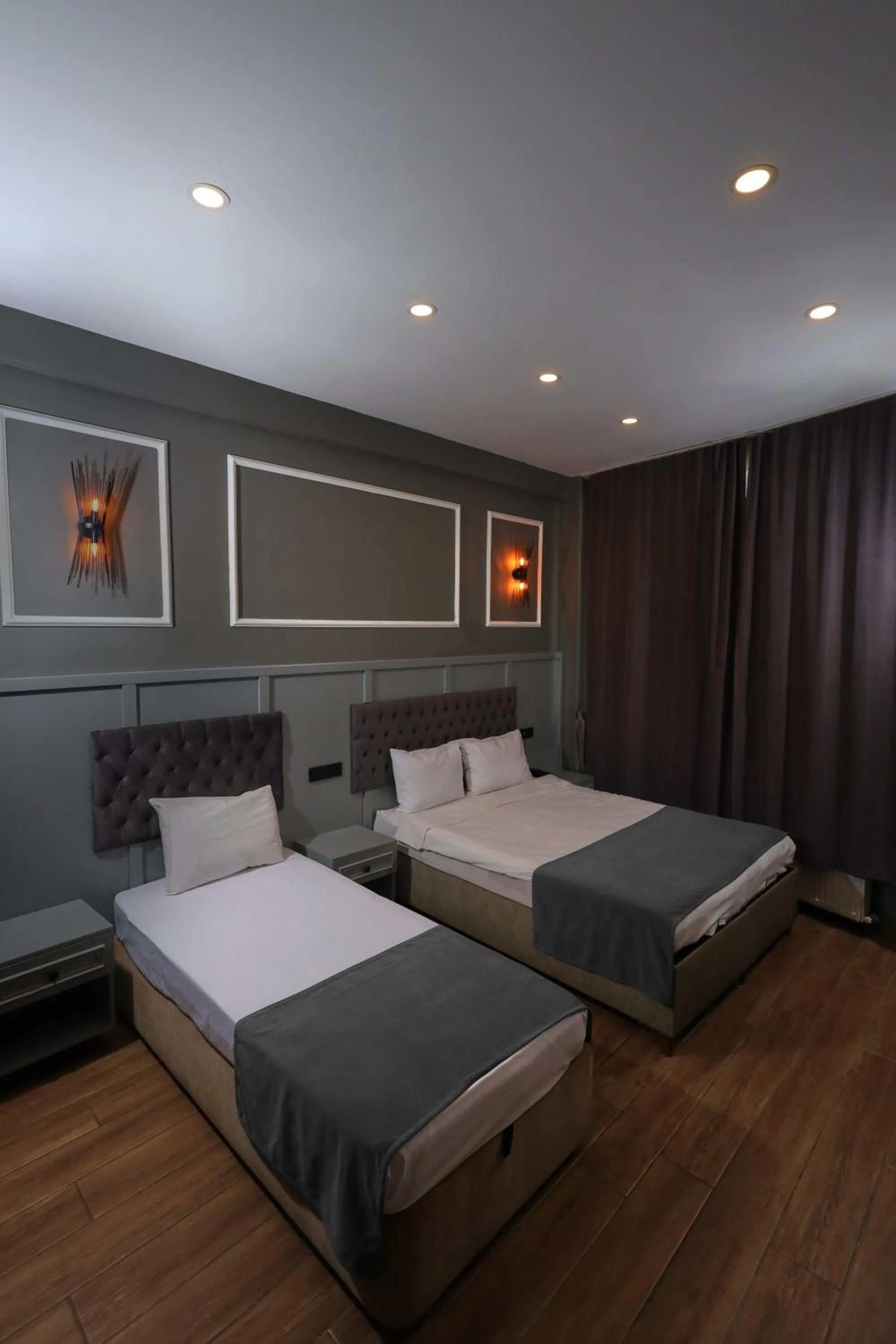 Bed in Ortakoy Aysem Sultan Hotel