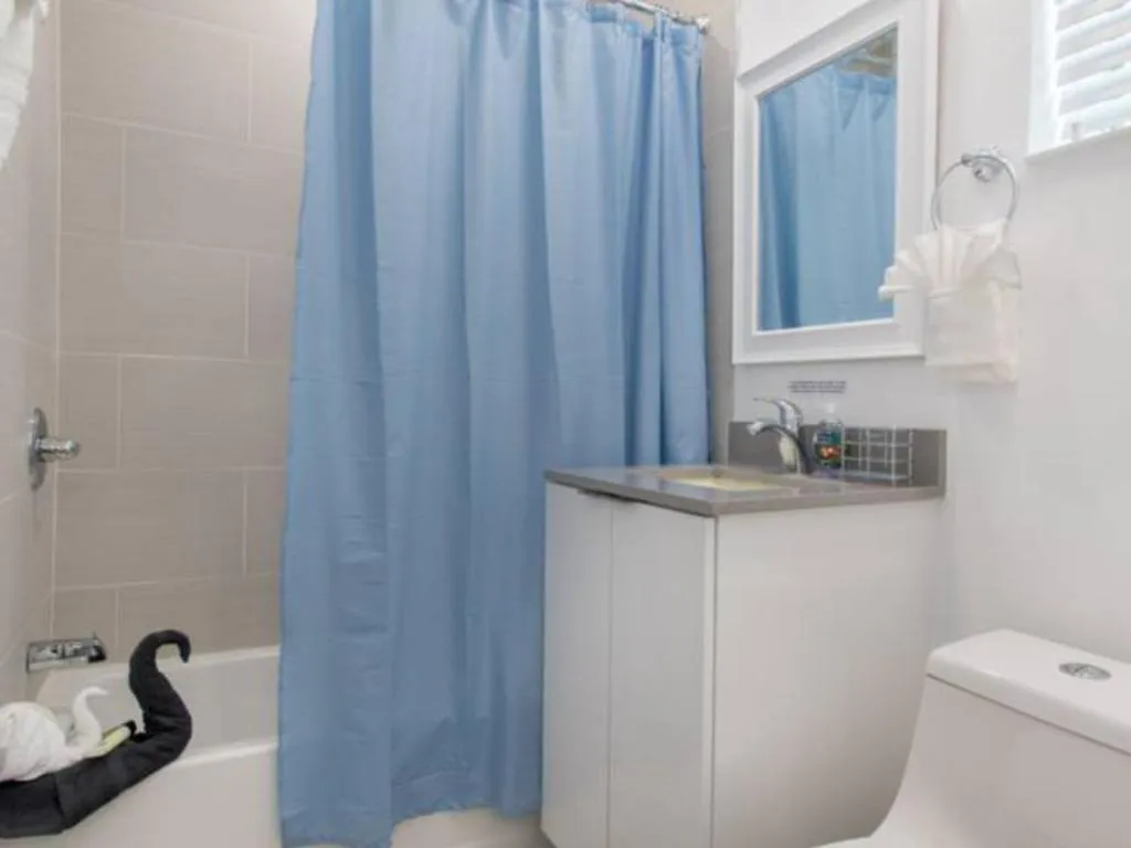 Other in Lovely 1BR w Parking Space Walk to the Beach 7