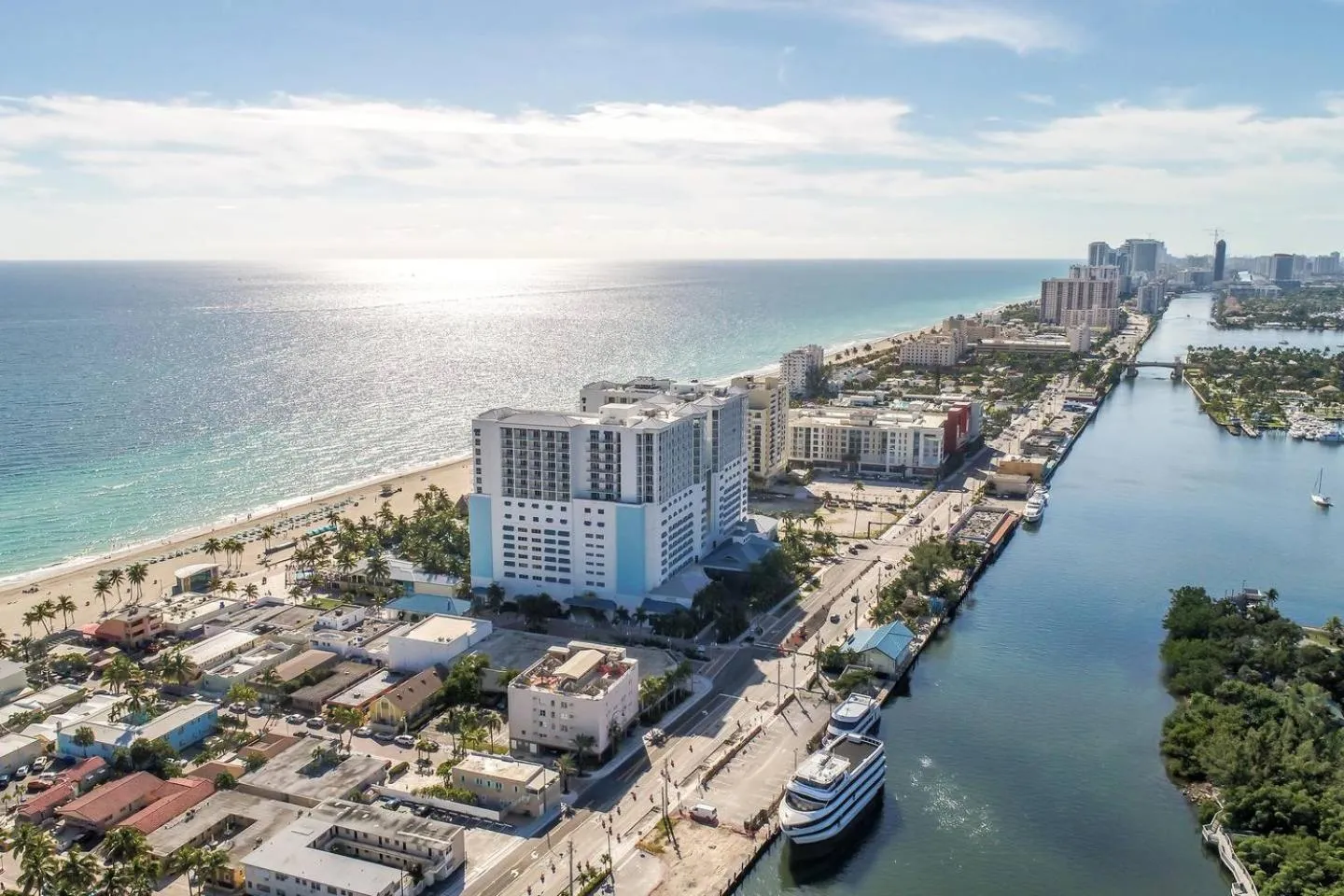 Other in Lovely 1BR w Parking Space Walk to the Beach 7