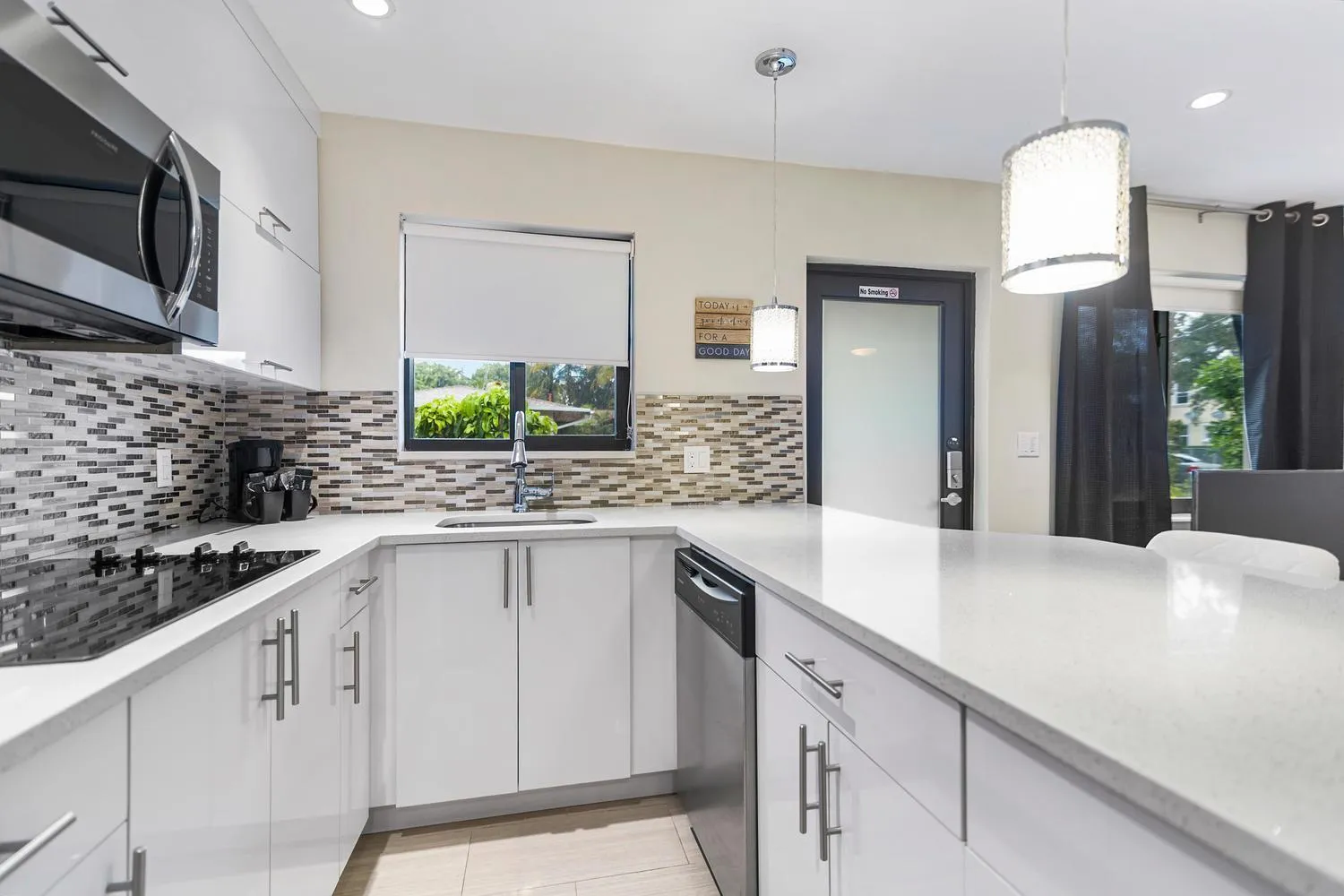 Kitchen or kitchenette in Alani Bay Condos