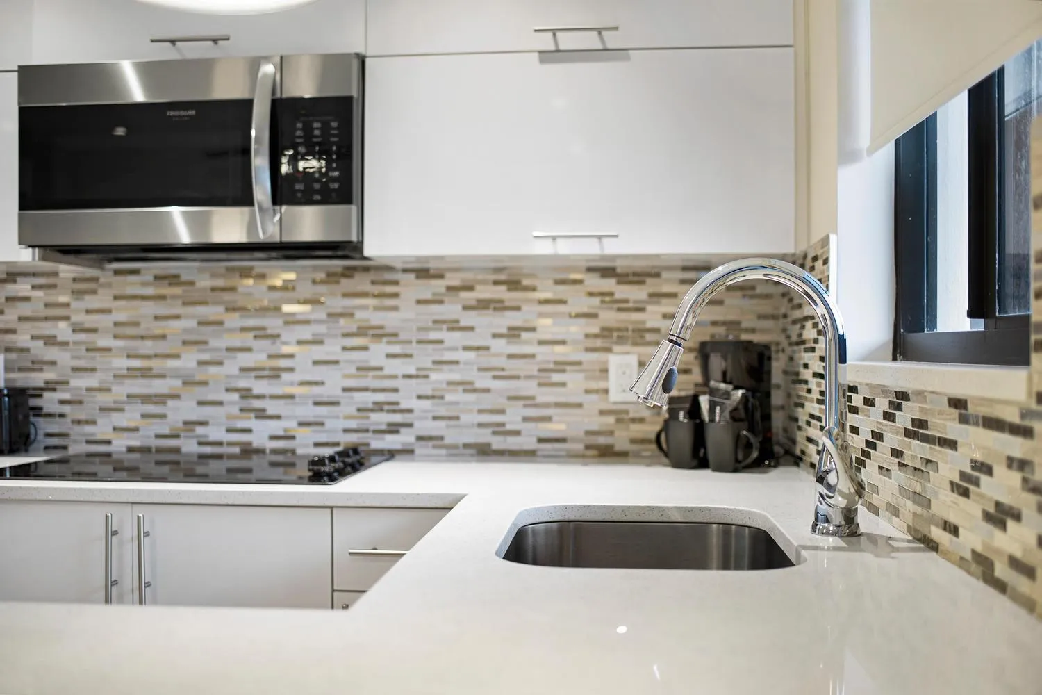 Kitchen or kitchenette in Alani Bay Condos