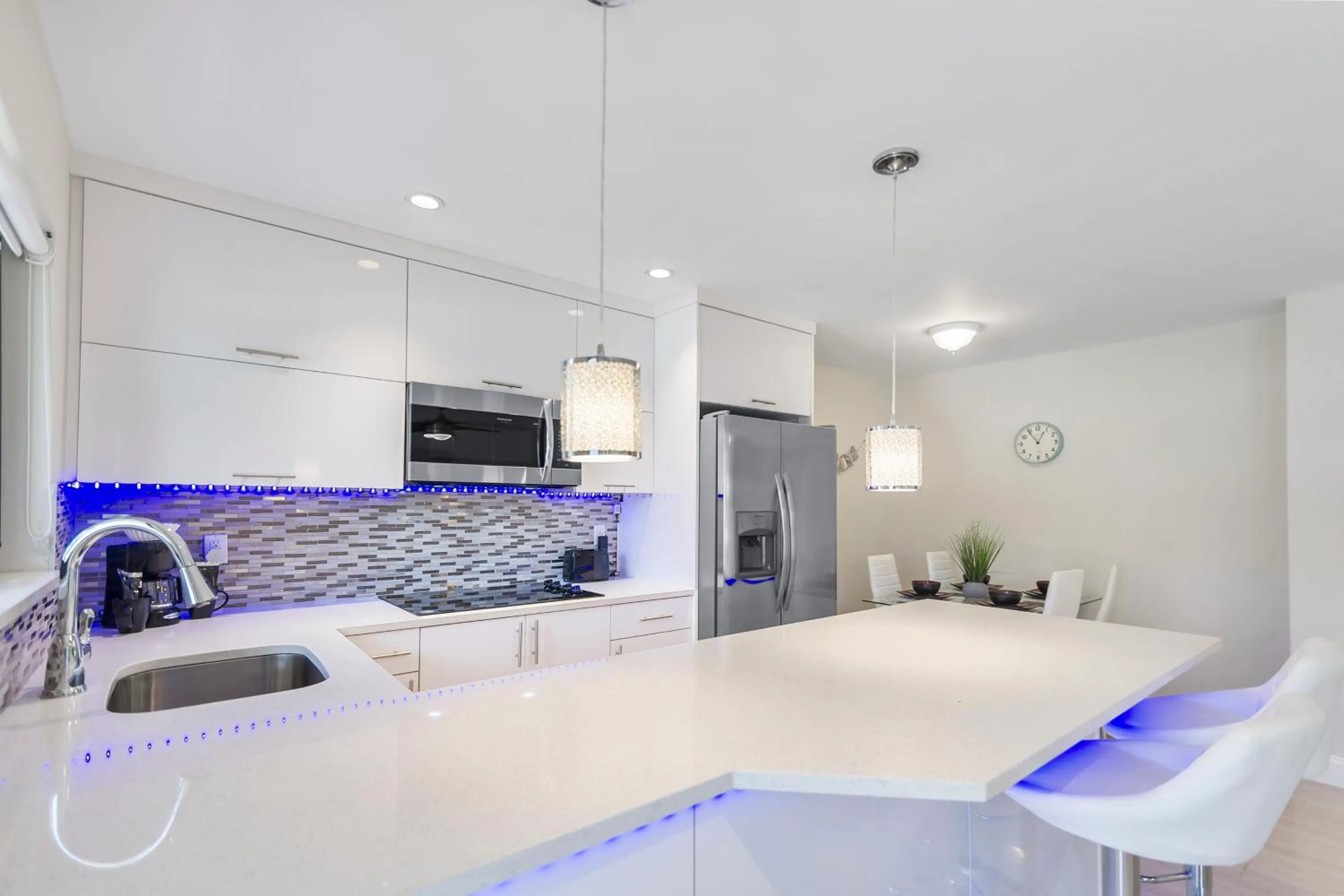 Kitchen or kitchenette in Alani Bay Condos