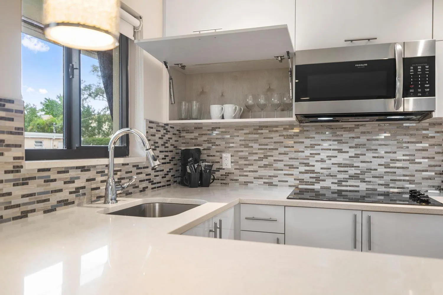Kitchen or kitchenette in Alani Bay Condos