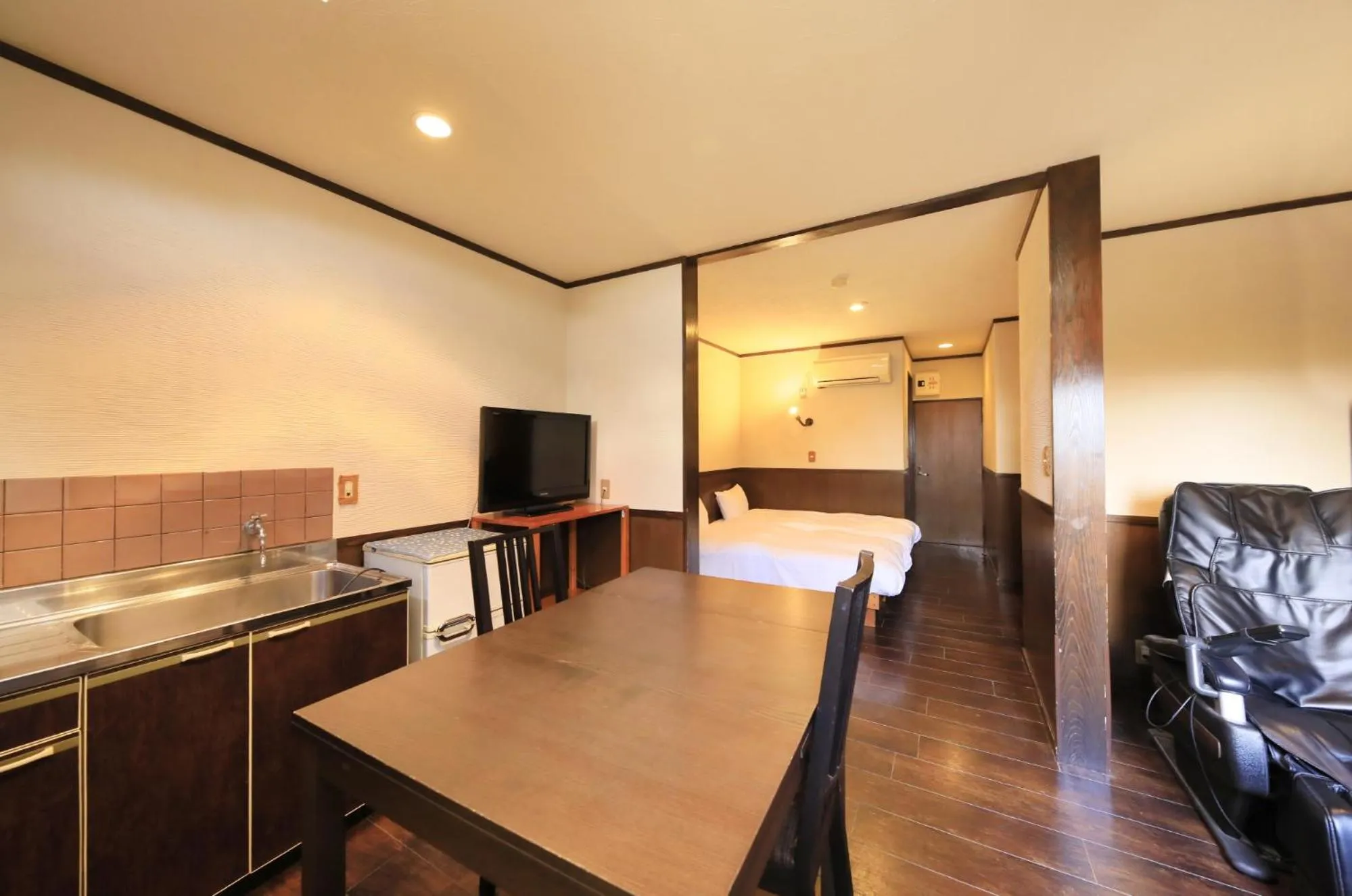 Dining area in Welcome Inn SunnySteps