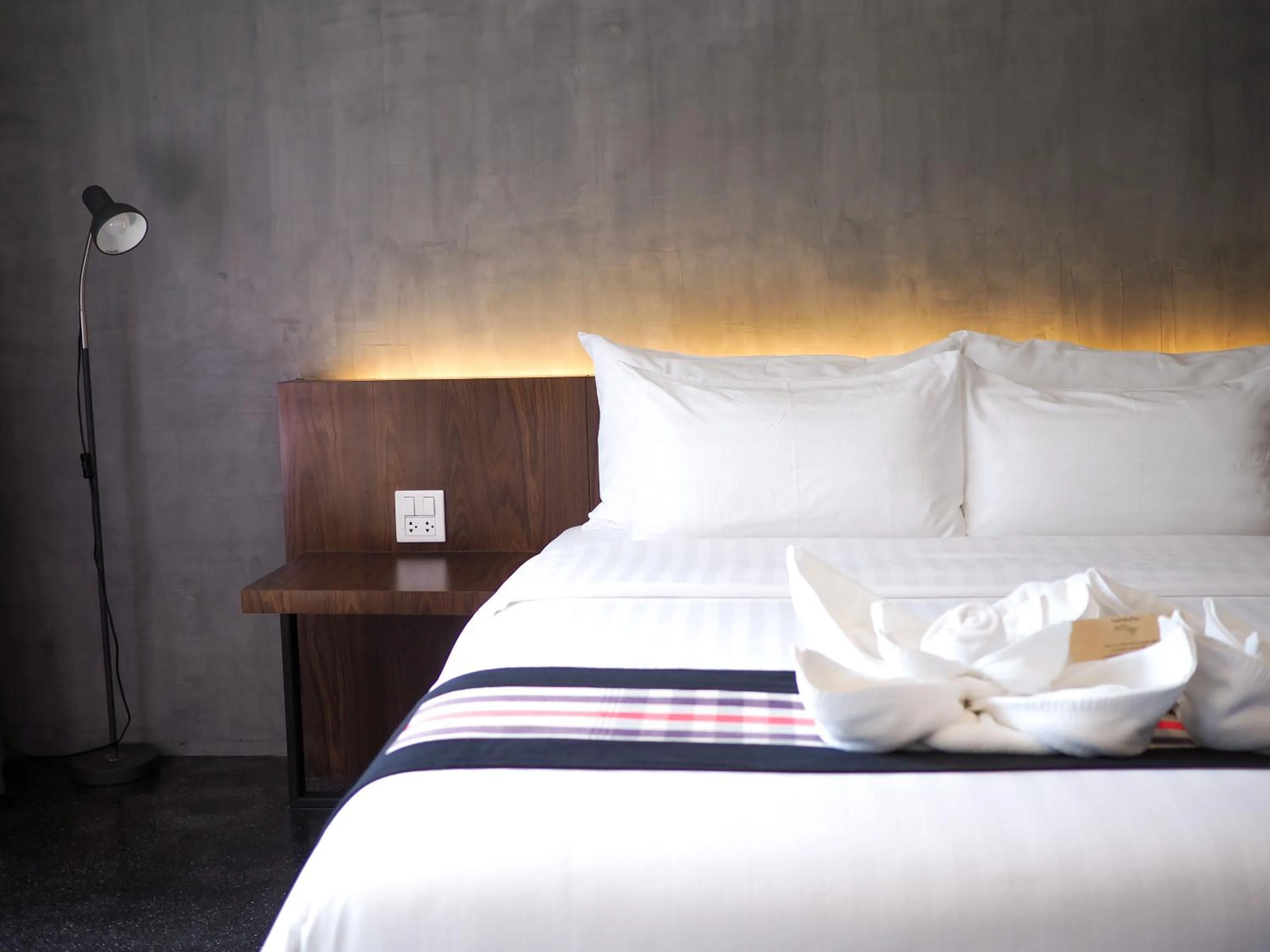 Bed in NAI YA Hotel -SHA Extra Plus