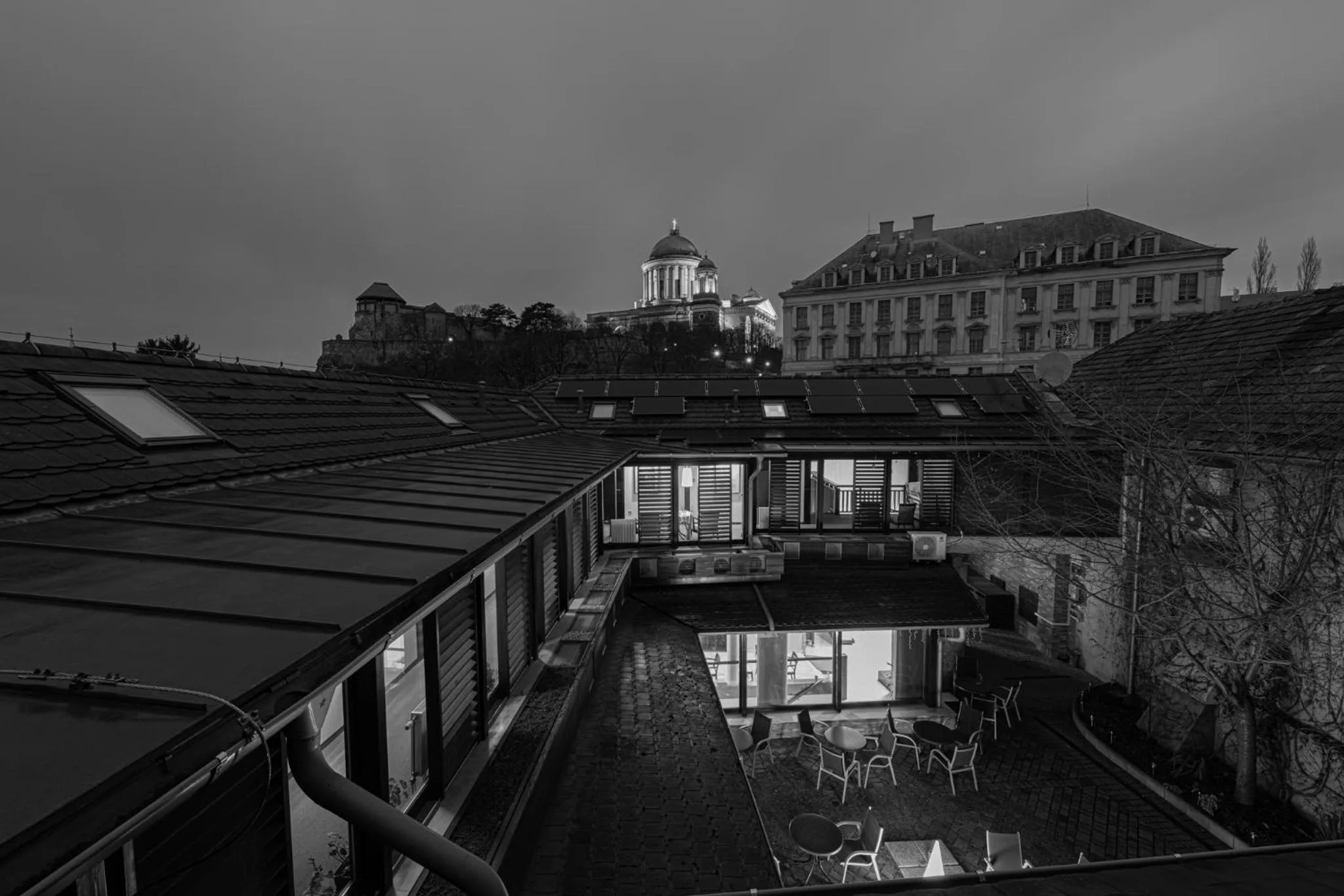 Property building in Bazilika alatt Panzió