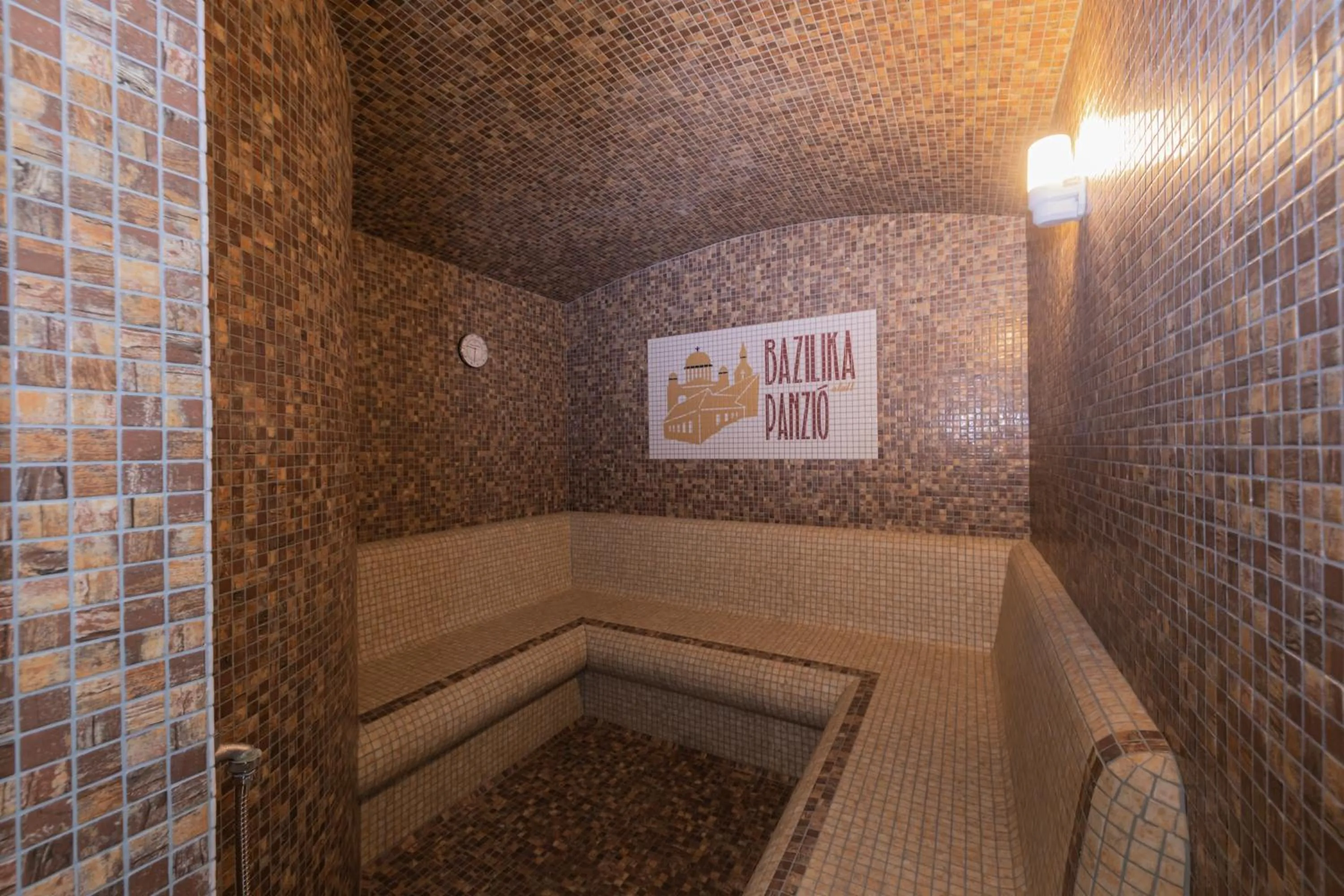 Sauna in Bazilika alatt Panzió