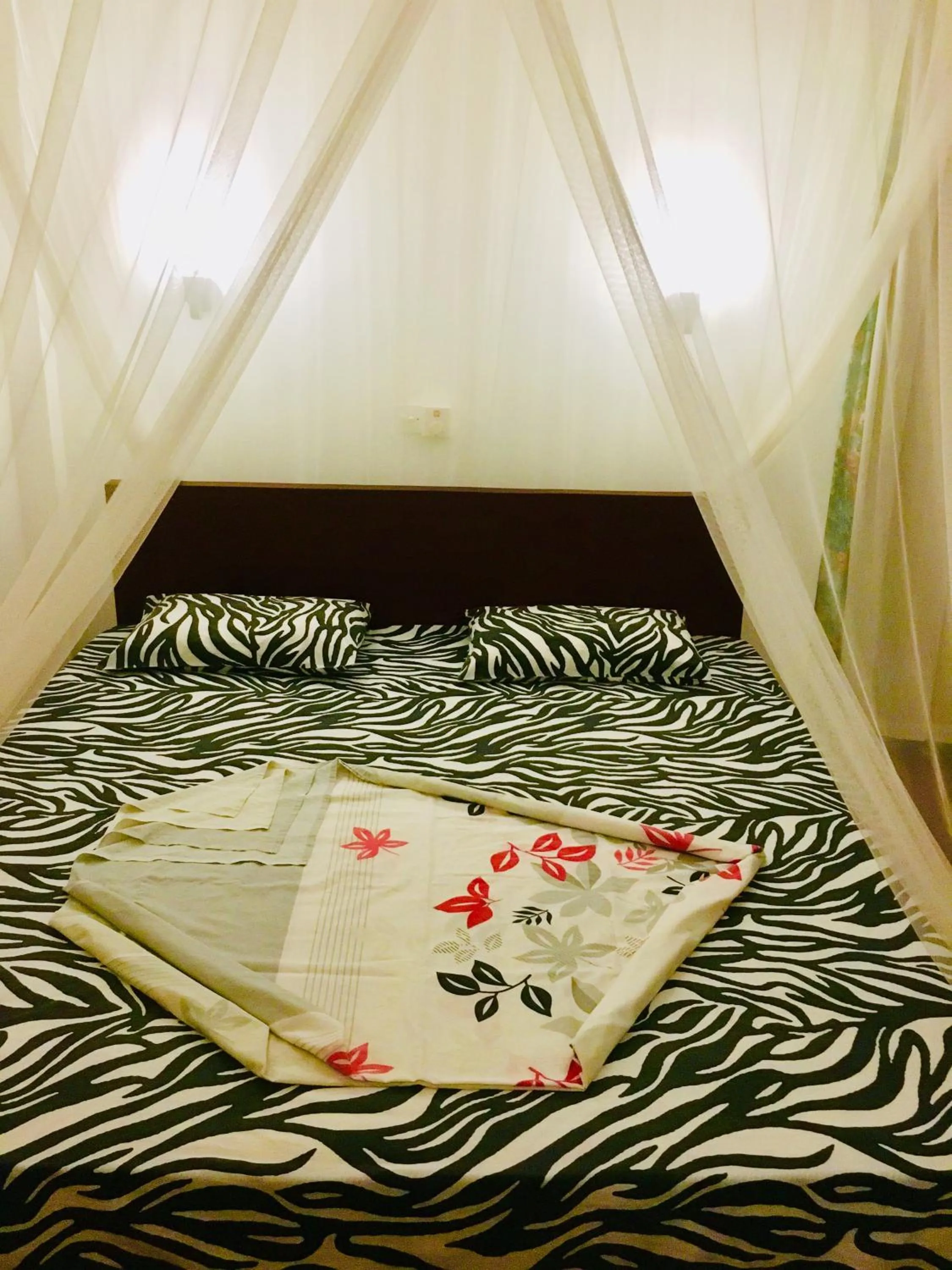 Bedroom, Bed in Vivid Lanka