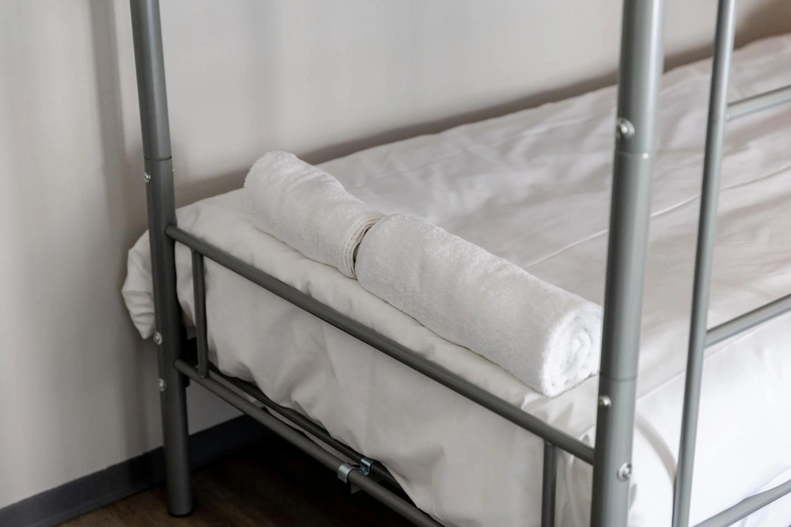 towels, Bed in Hotel Bristol