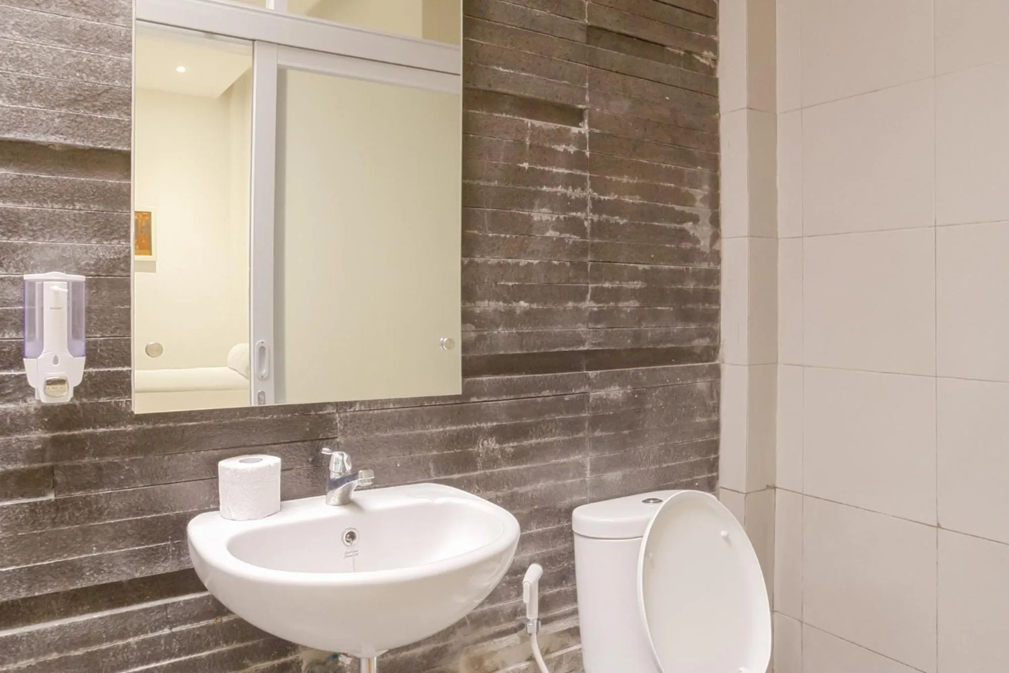 Bathroom in RedDoorz Plus @ Demangan Gejayan