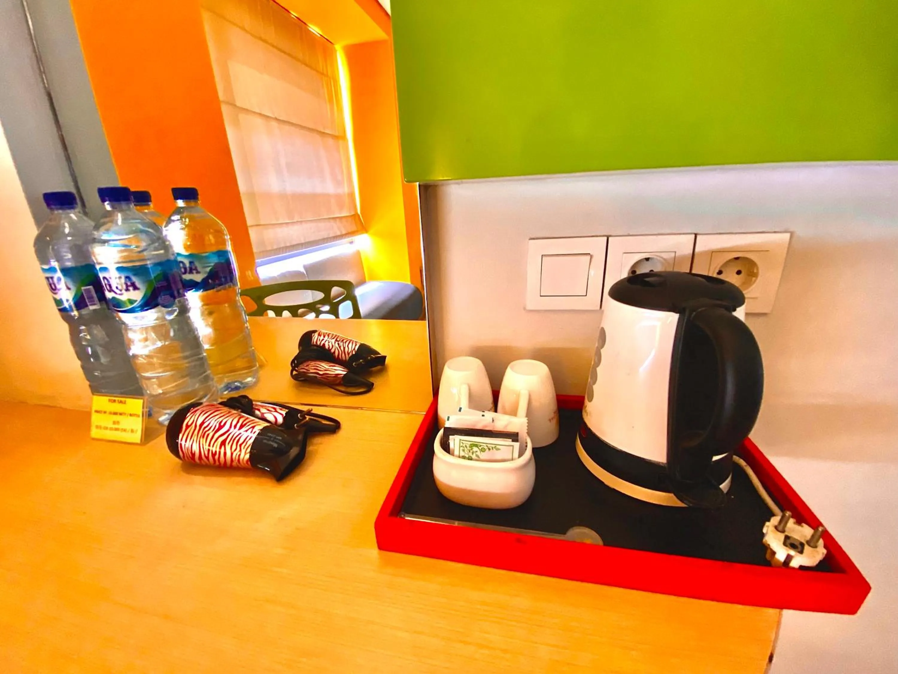 Coffee/tea facilities in Sun Royal Hotel