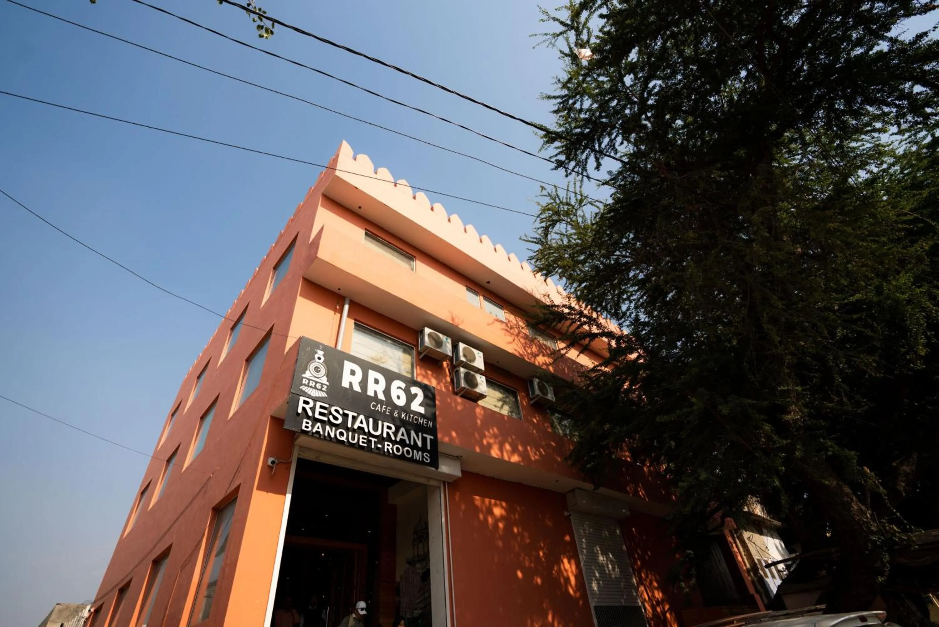 Property building in Hotel RR 62-Jaipur City Centre Hotel