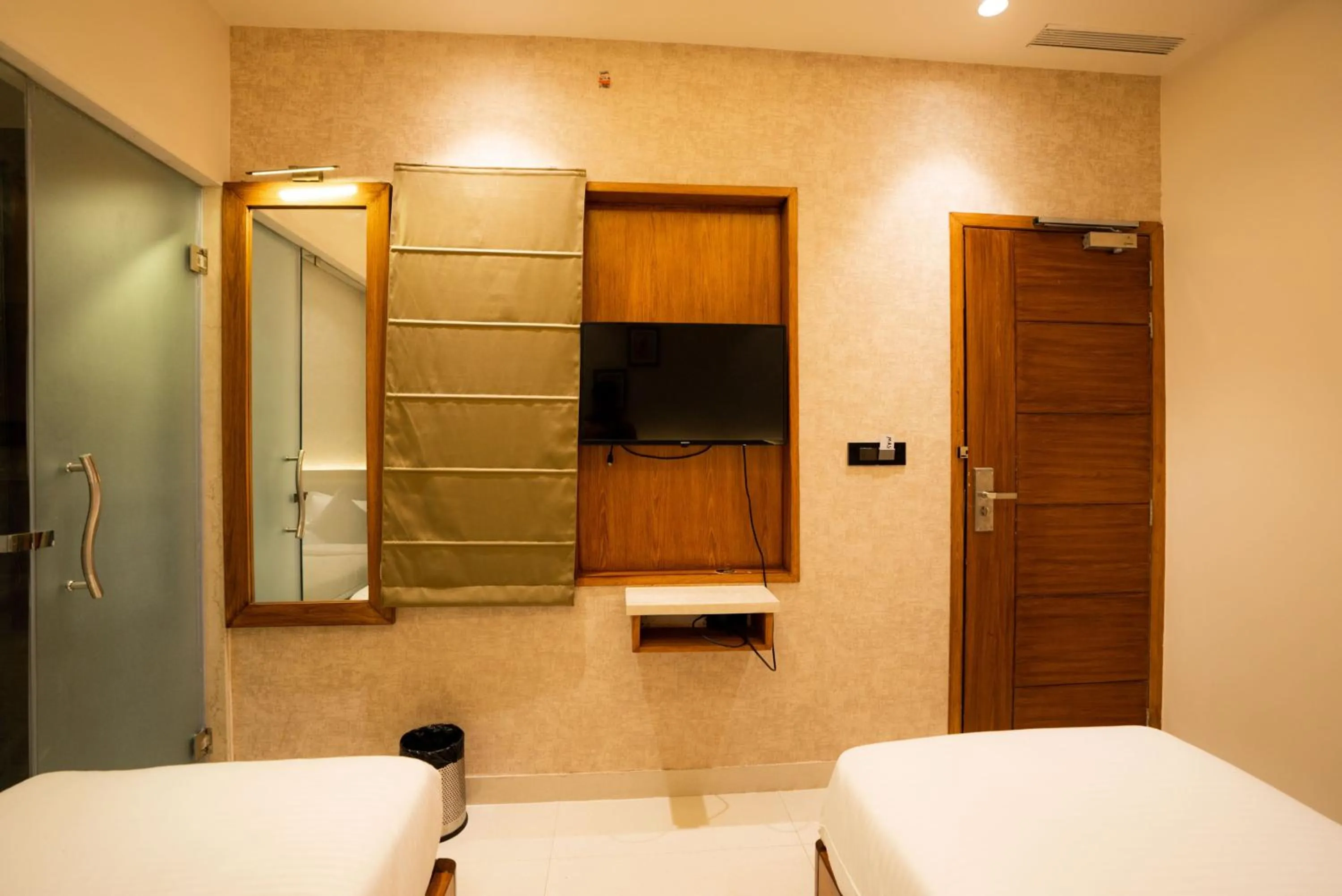 Bedroom, Bed in Hotel RR 62-Jaipur City Centre Hotel