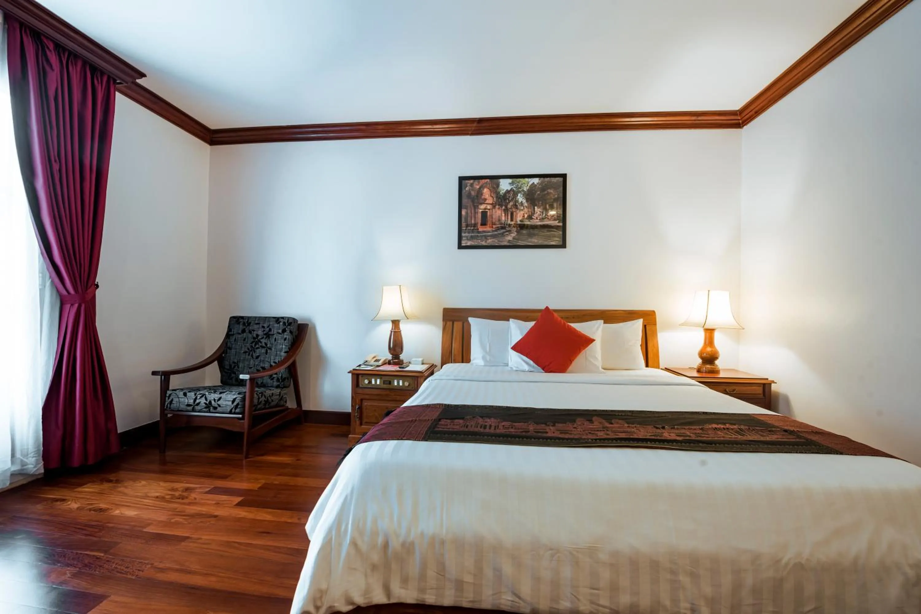 Bedroom, Bed in Royal Crown Hotel & Spa