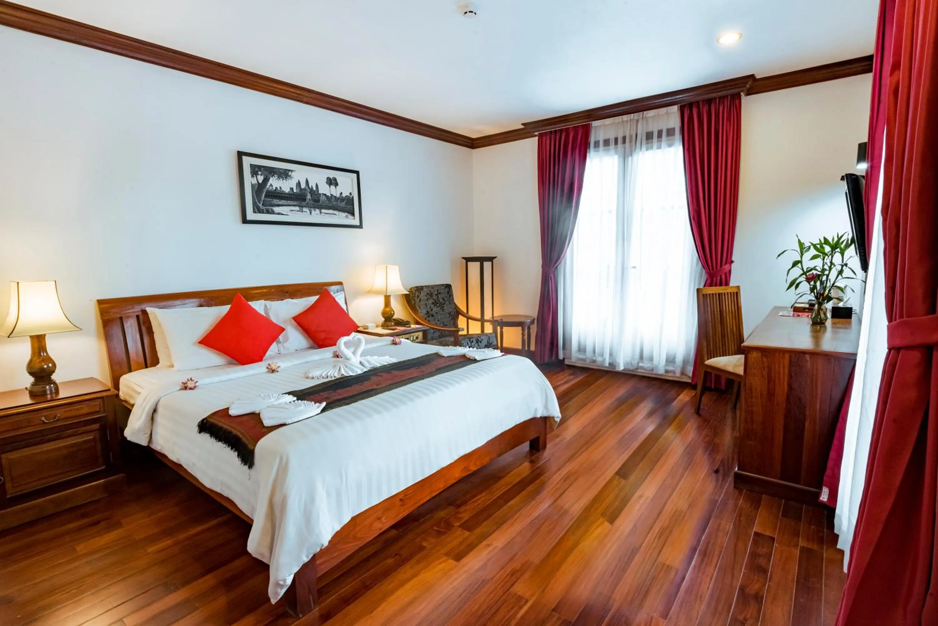 Deluxe Double Room with Pool View in Royal Crown Hotel & Spa