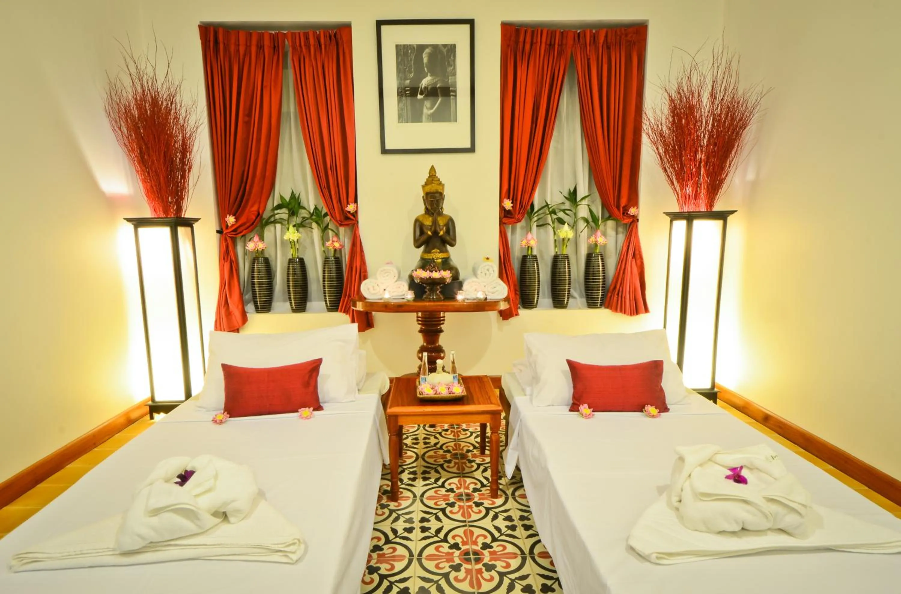 Spa and wellness centre/facilities, Bed in Royal Crown Hotel & Spa