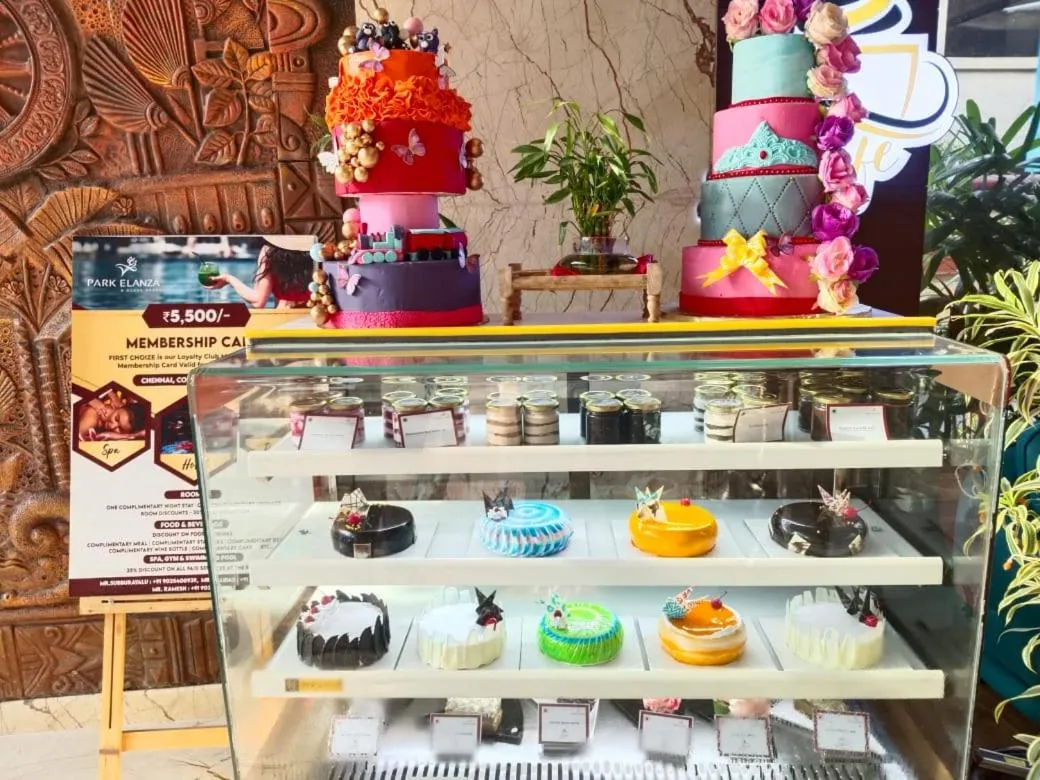 Restaurant/places to eat in Hotel Park Elanza Chennai