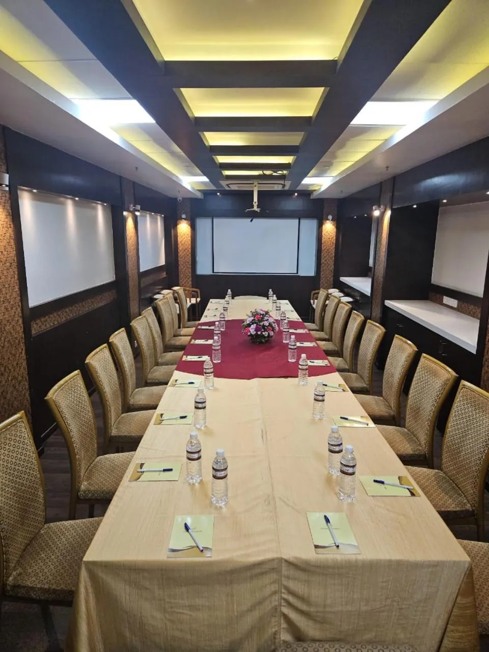 Meeting/conference room in Hotel Park Elanza Chennai