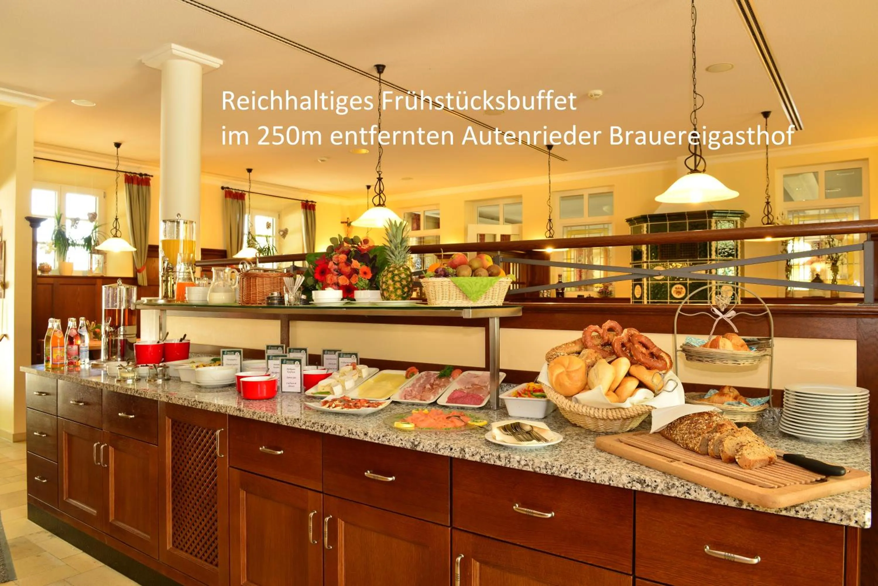 Buffet breakfast in Autenrieder Gästehaus Schlossbräu