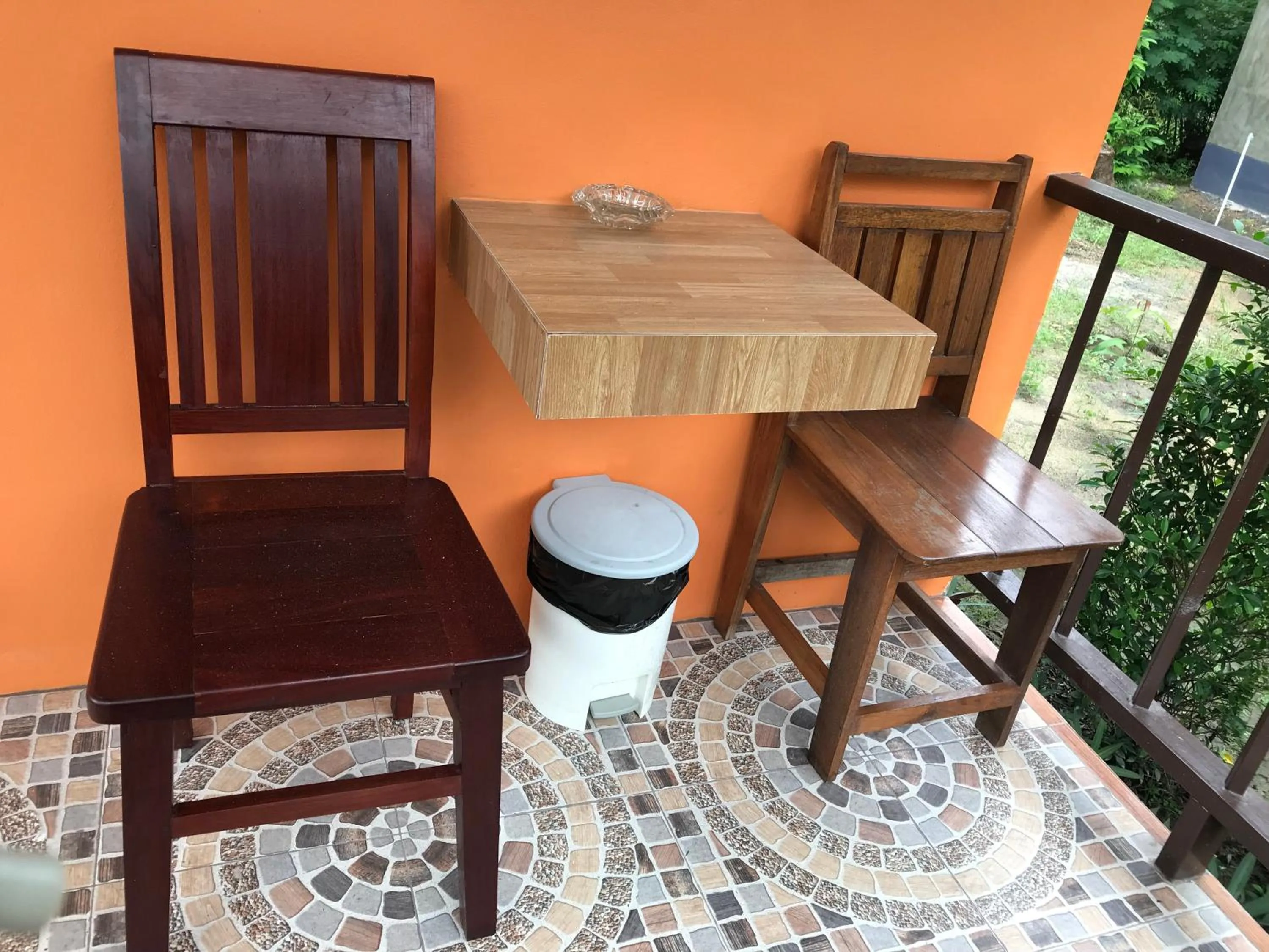 Dining area in Pim Bungalow