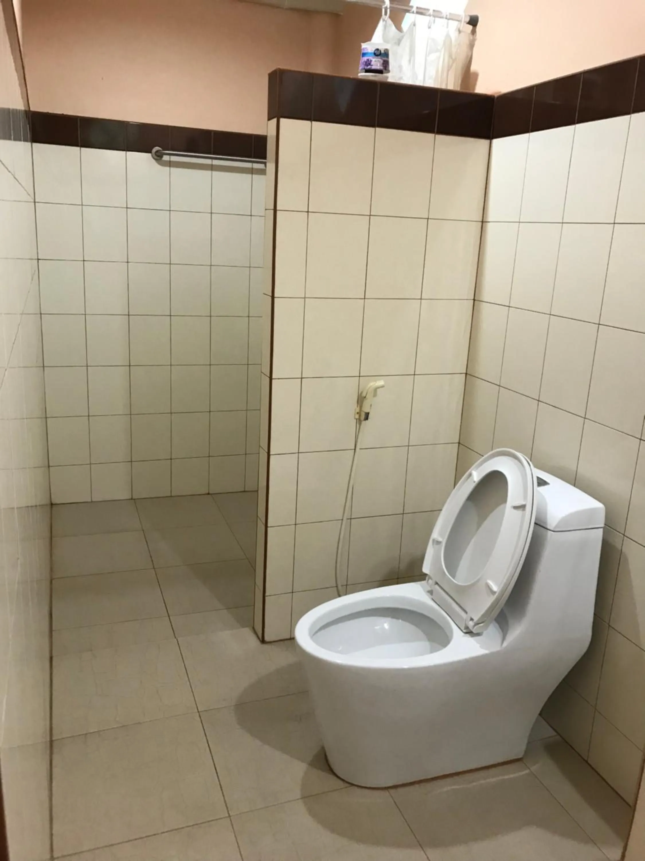 Toilet in Pim Bungalow