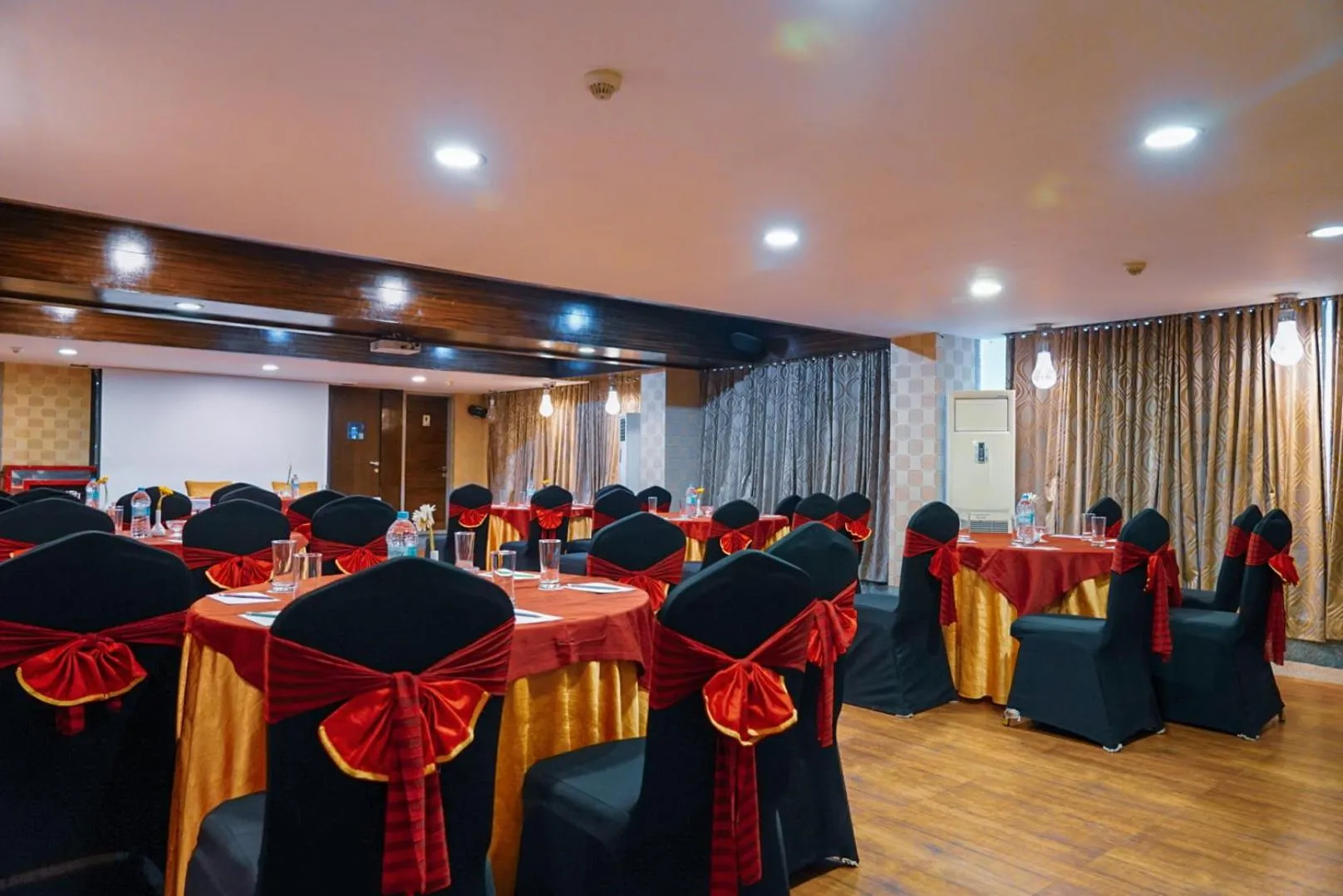 Banquet/Function facilities in Hotel Winway