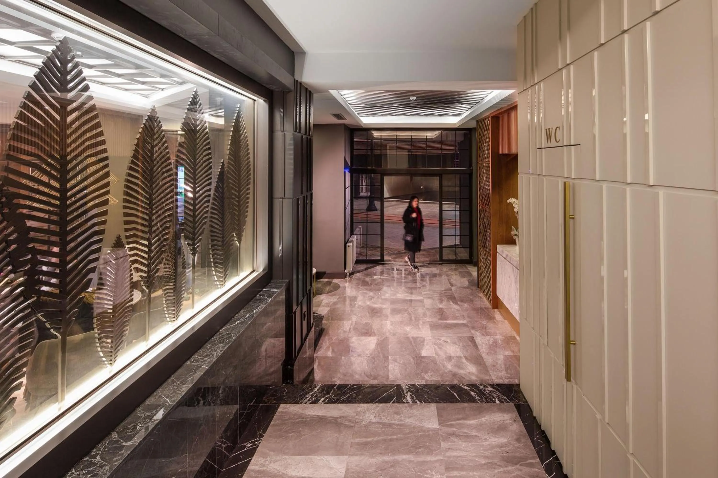 Facade/entrance in B LOFT HOTEL