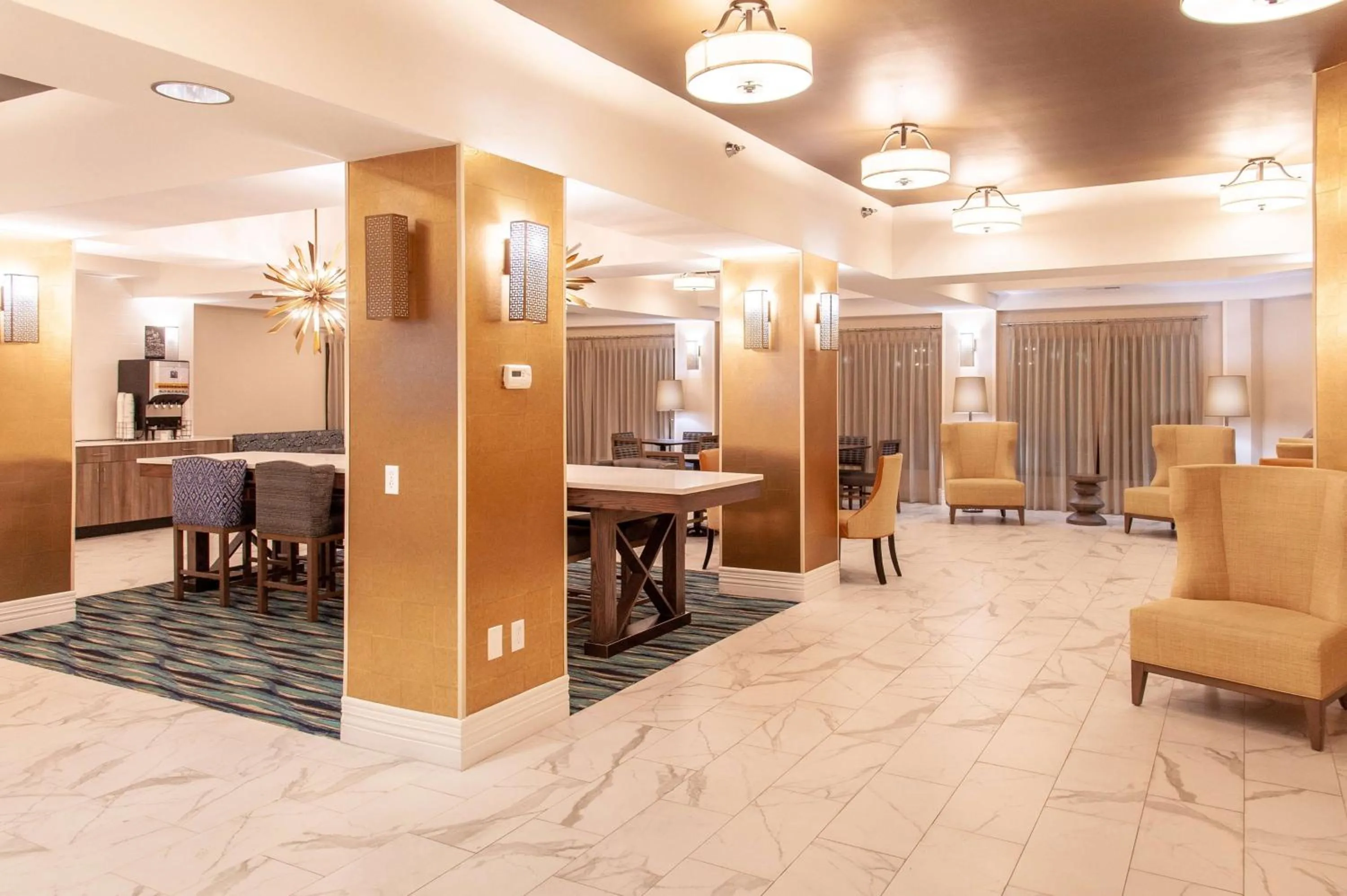 Lobby or reception in Hampton Inn & Suites Jackson Coliseum