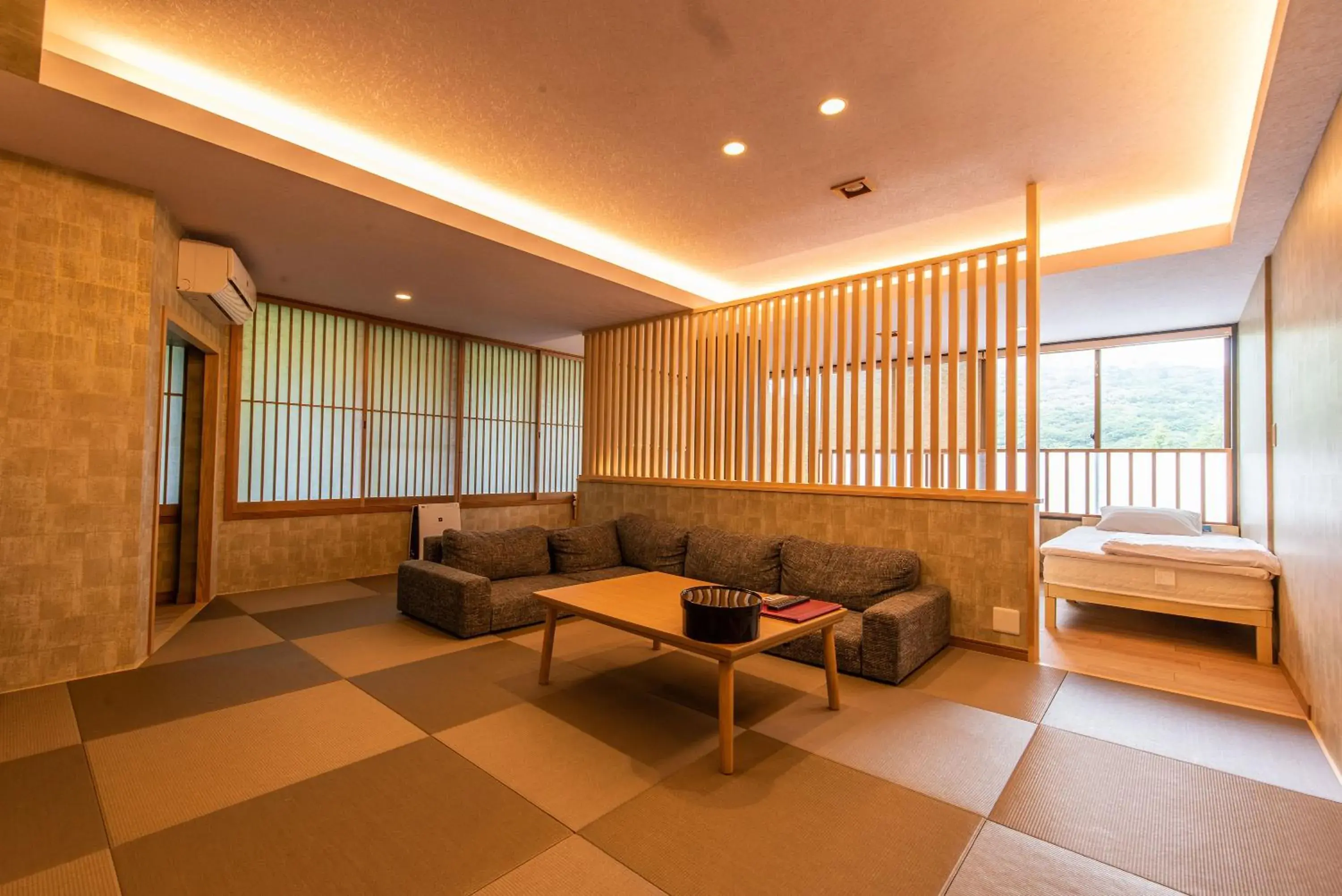 Quadruple Room with Shower in Unzen Sky Hotel Quadruple Room with Shower in Unzen Sky Hotel